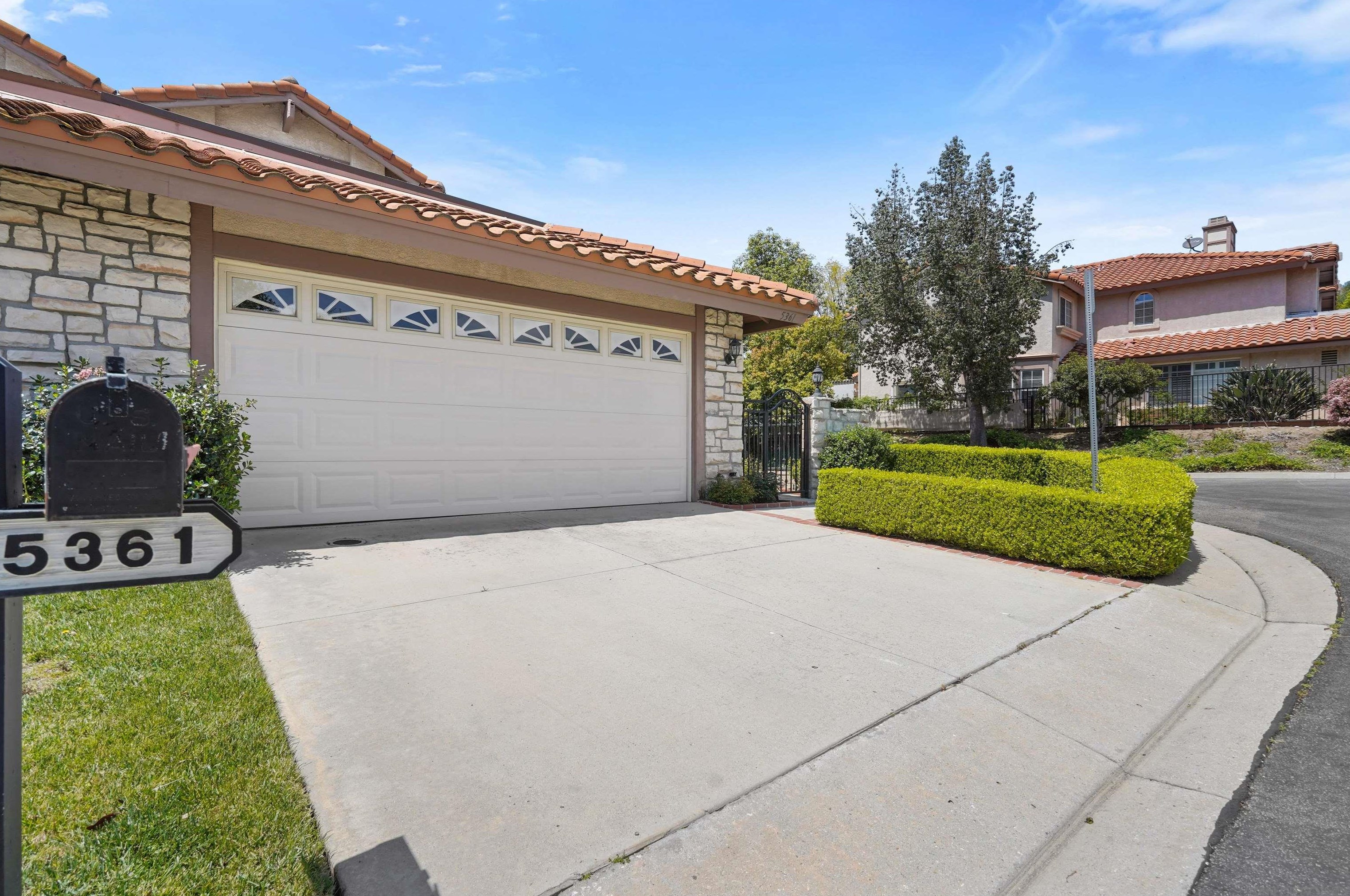 5361 Isabella Ct, Calabasas, CA 91301-5205