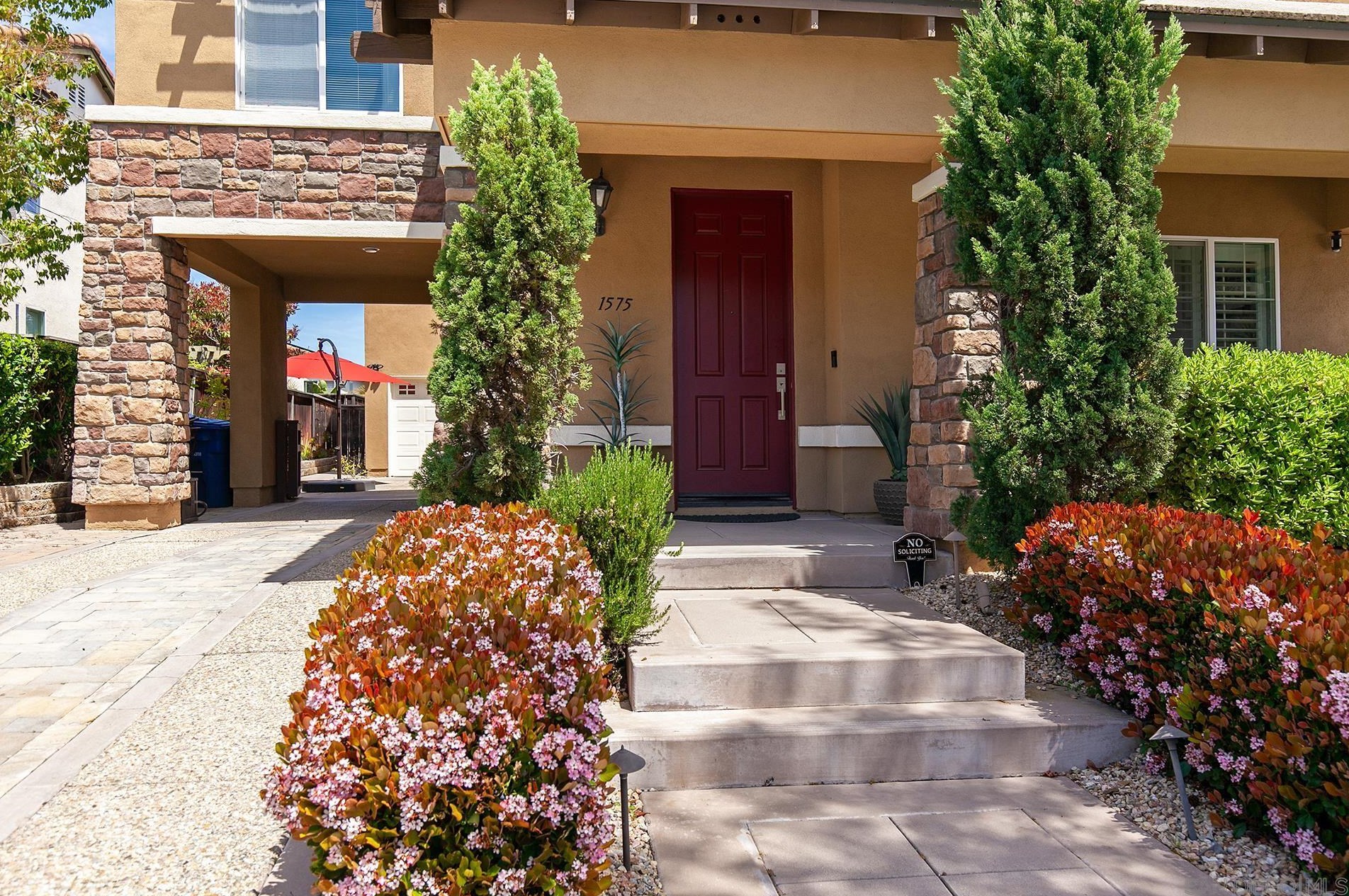 1575 Quiet Trail Dr, Chula Vista, CA 91915