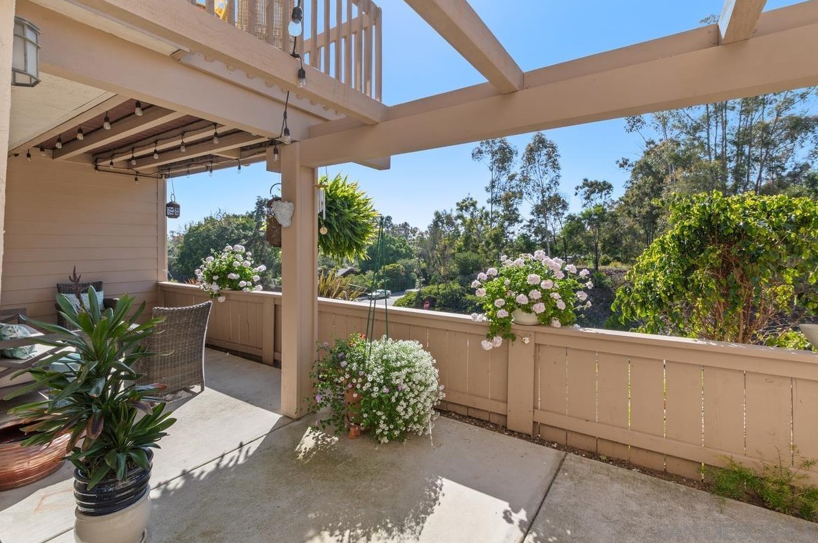 9893 Aviary Dr, San Diego, CA 92131