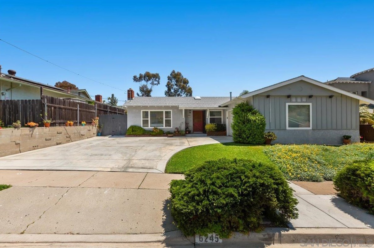 6245 S Lake Ct, San Diego, CA 92119