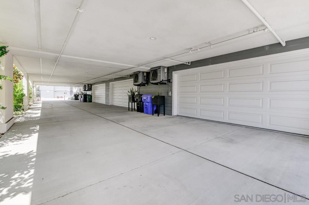 3737 31 St, San Diego CA 92104-3721 exterior