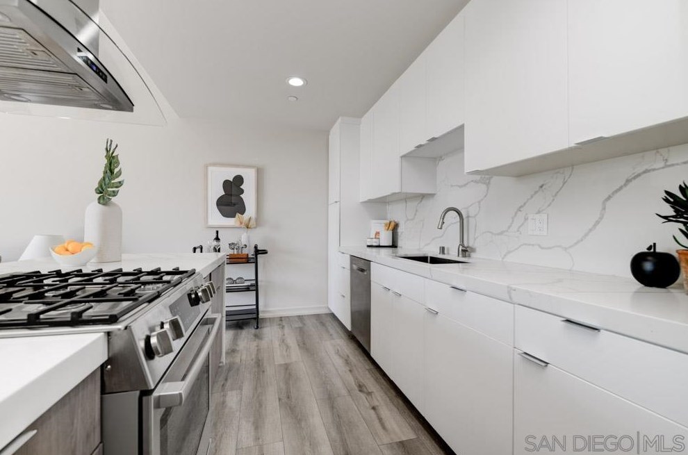 3737 31 St, San Diego CA 92104-3721 exterior