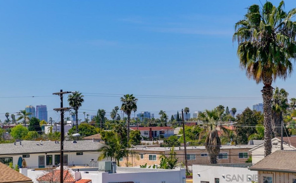 3737 31 St, San Diego CA 92104-3721 exterior