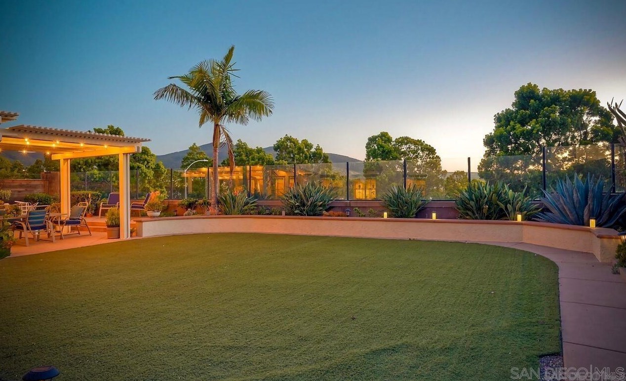 16184 Cayenne Creek Pl, San Diego, CA 92127-3711
