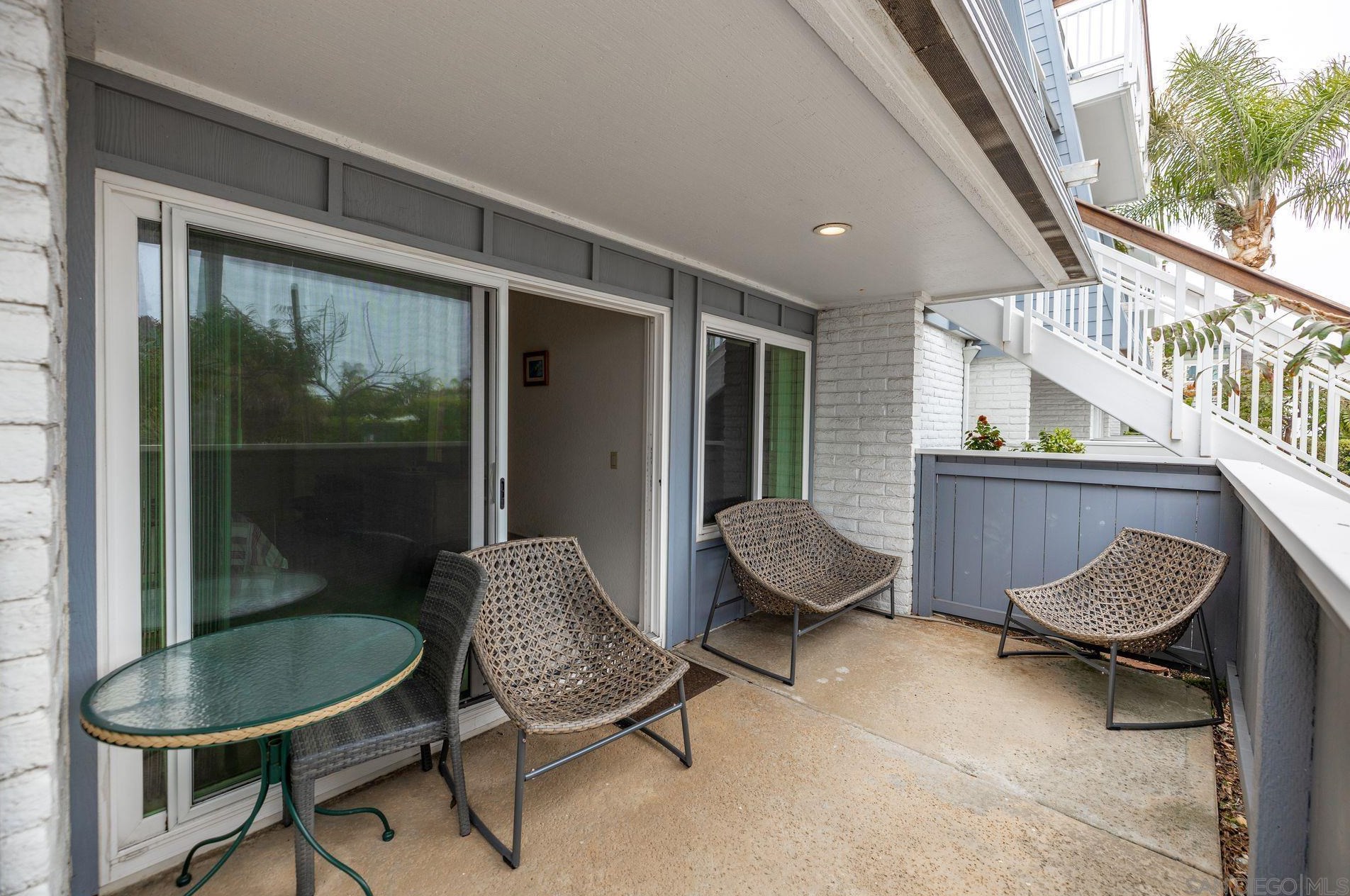 79 Montego Ct, San Diego CA 92118-3252 exterior