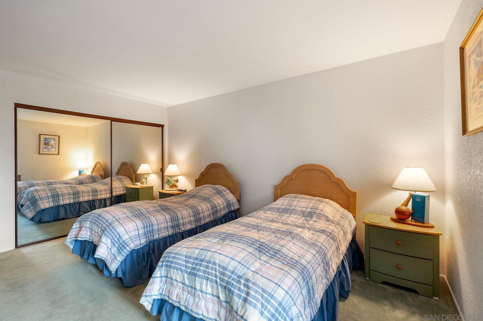 79 Montego Ct, San Diego CA 92118-3252 exterior