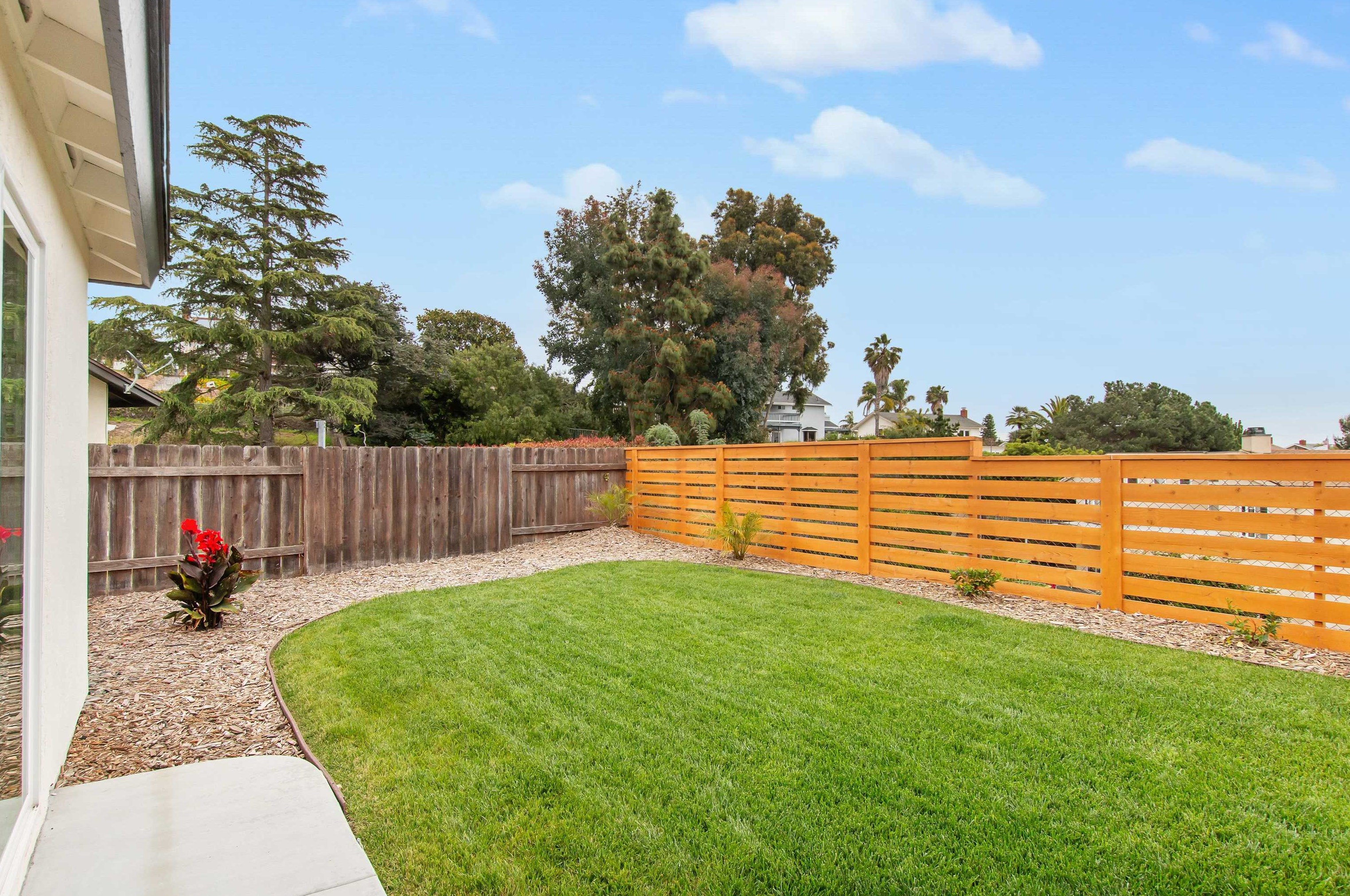 4311 Janan Way, San Diego CA  92122-3730 exterior