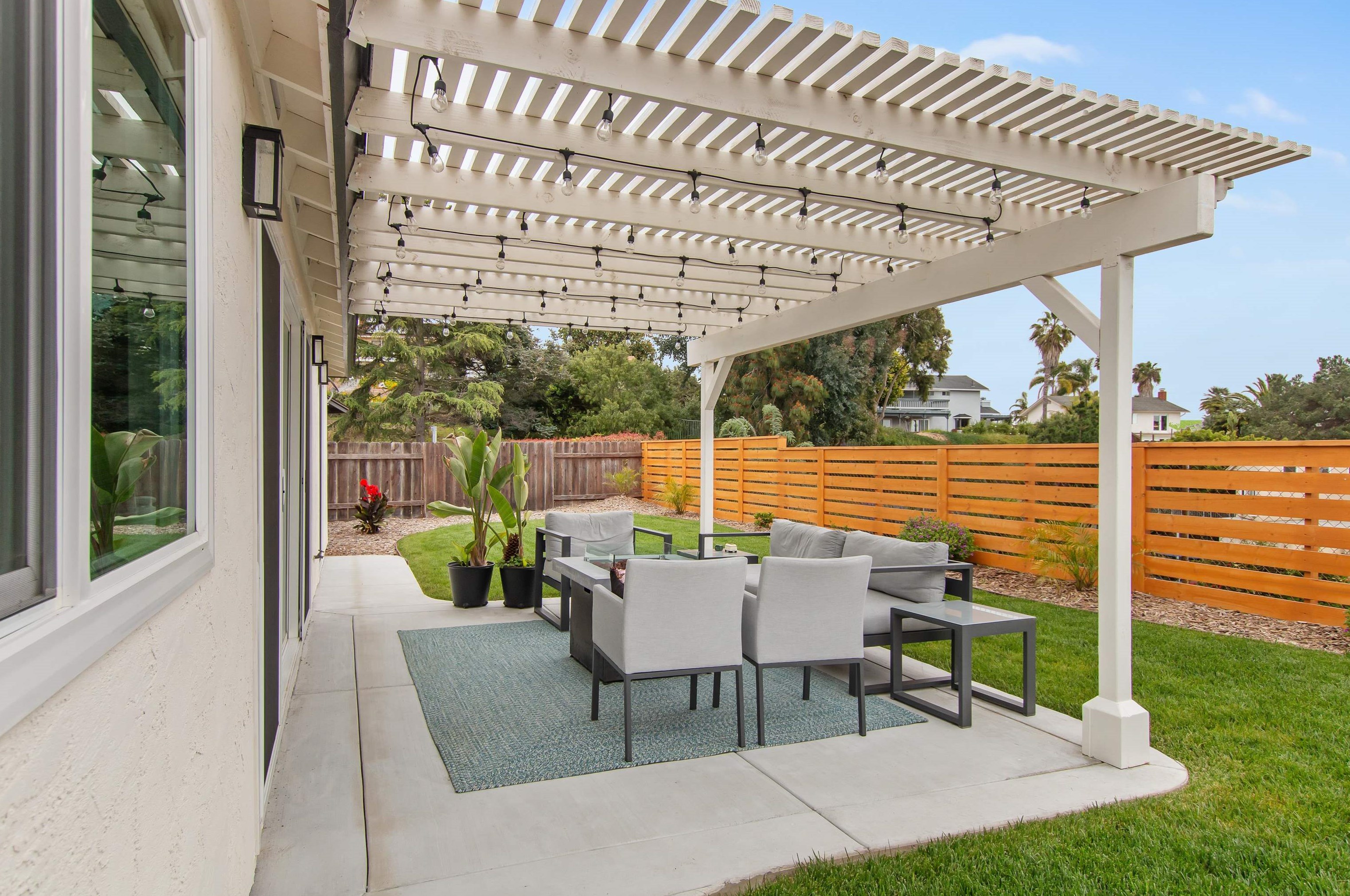 4311 Janan Way, San Diego CA  92122-3730 exterior