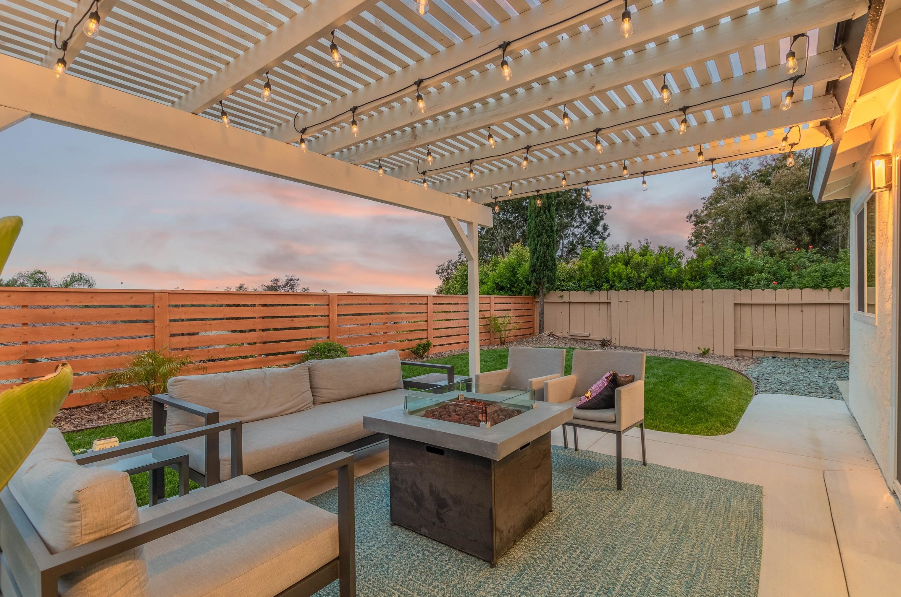 4311 Janan Way, San Diego CA  92122-3730 exterior