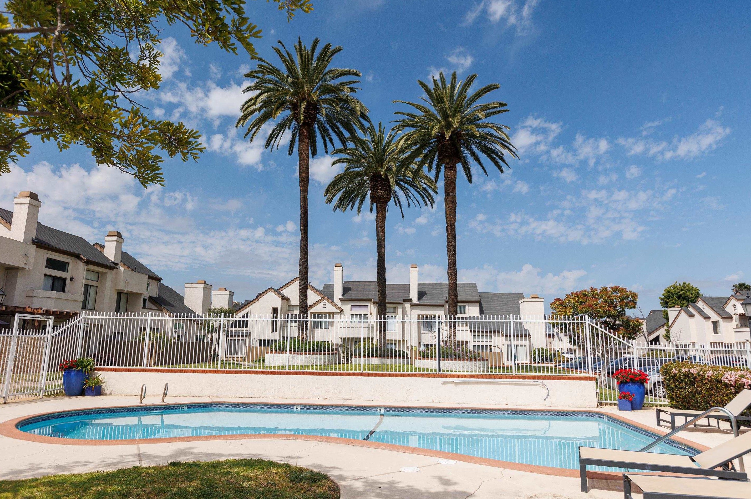 1520 Granite Hills Dr F, El Cajon, CA 92019