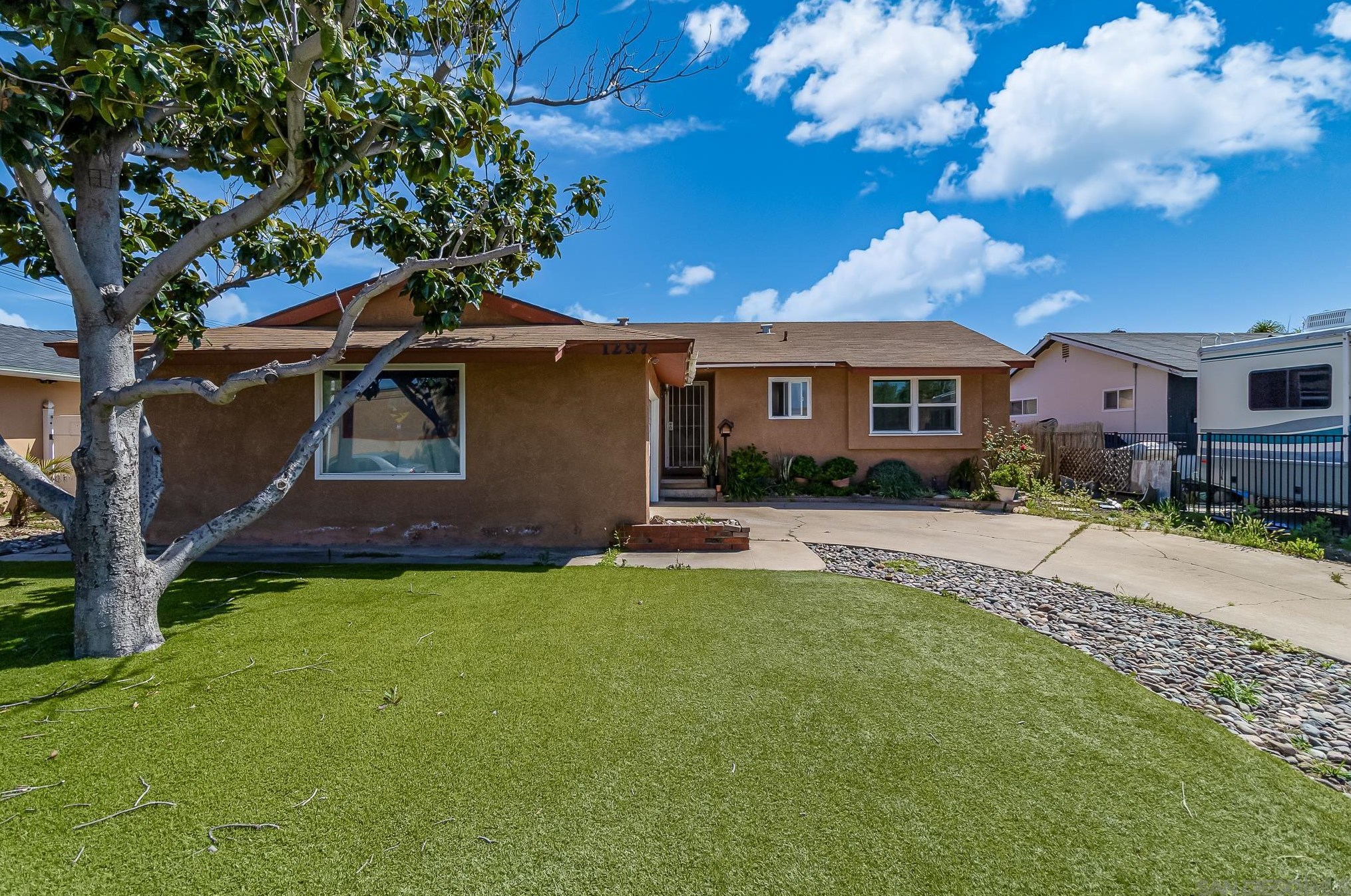 1297 E Lexington Ave, El Cajon, CA 92019