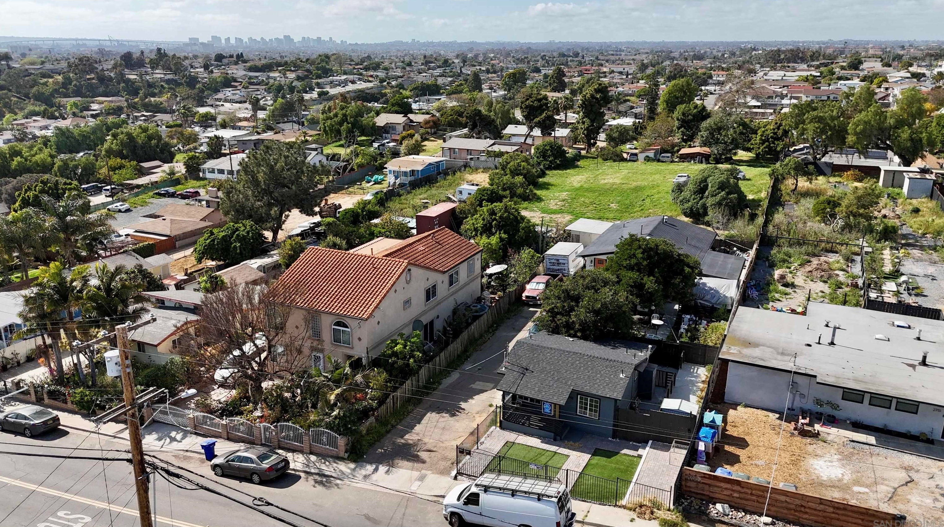 2743 Ridgeway Dr, National City CA  91950-7738 exterior