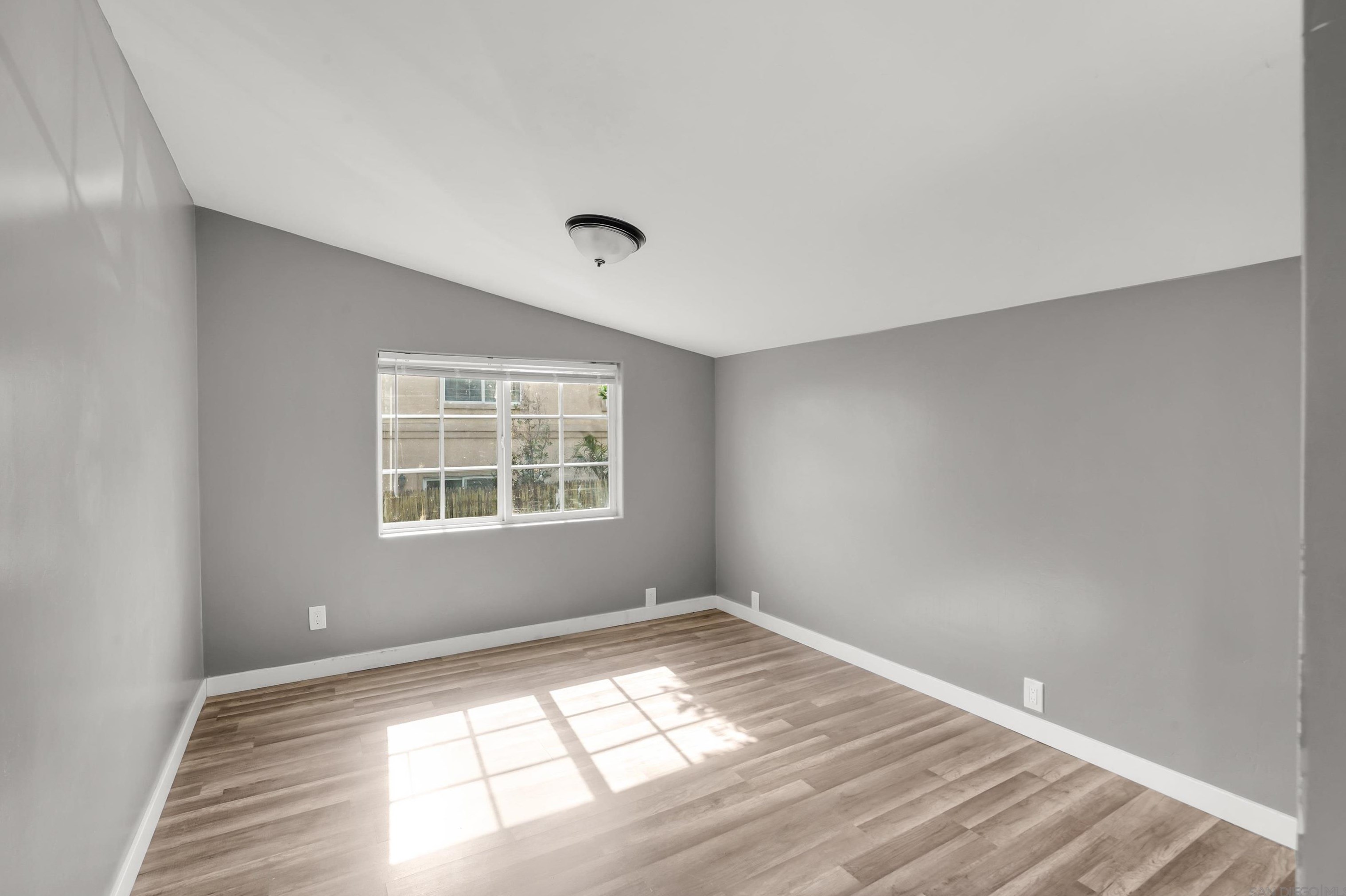 2743 Ridgeway Dr, National City CA  91950-7738 exterior
