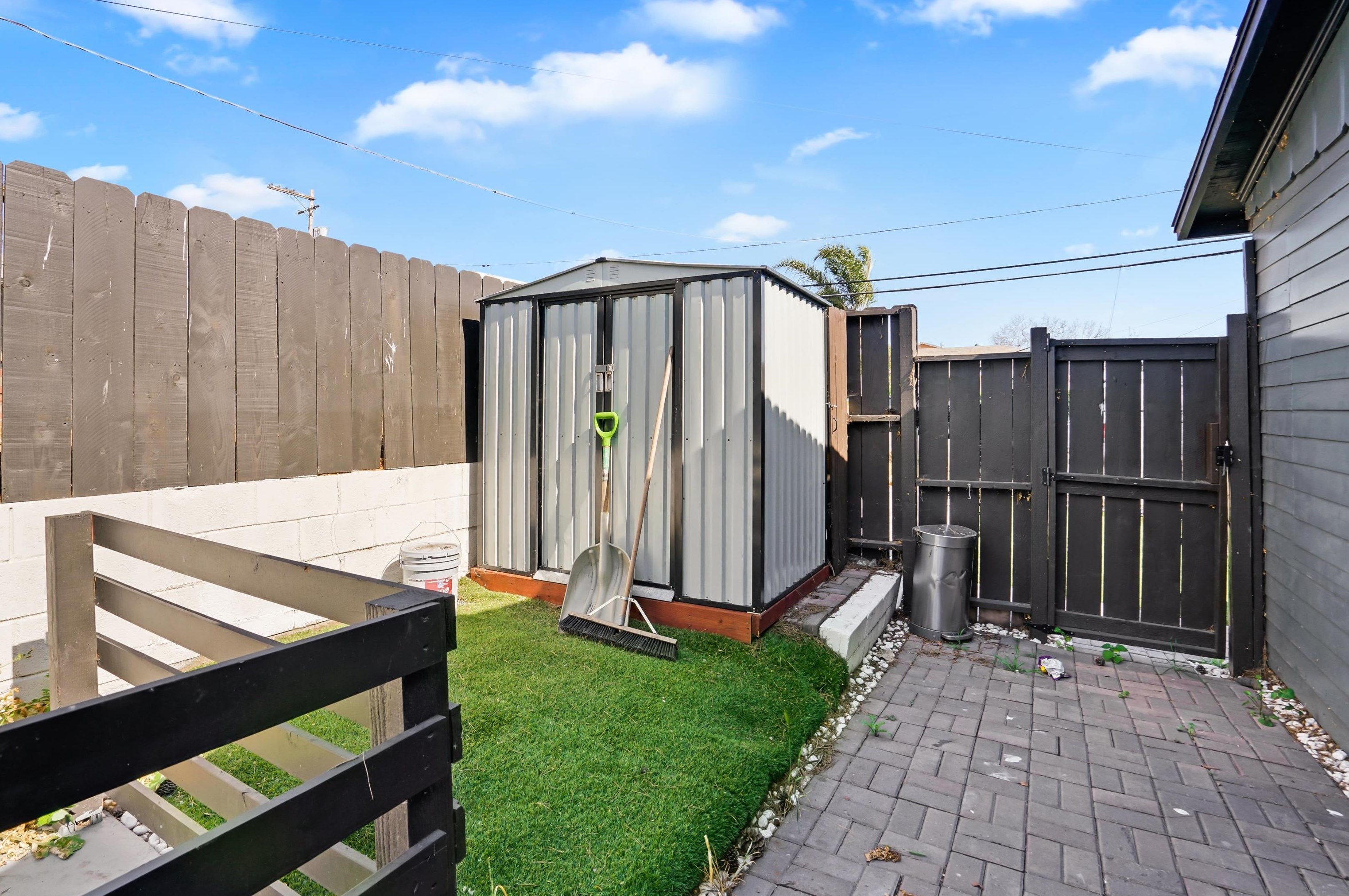 2743 Ridgeway Dr, National City CA  91950-7738 exterior