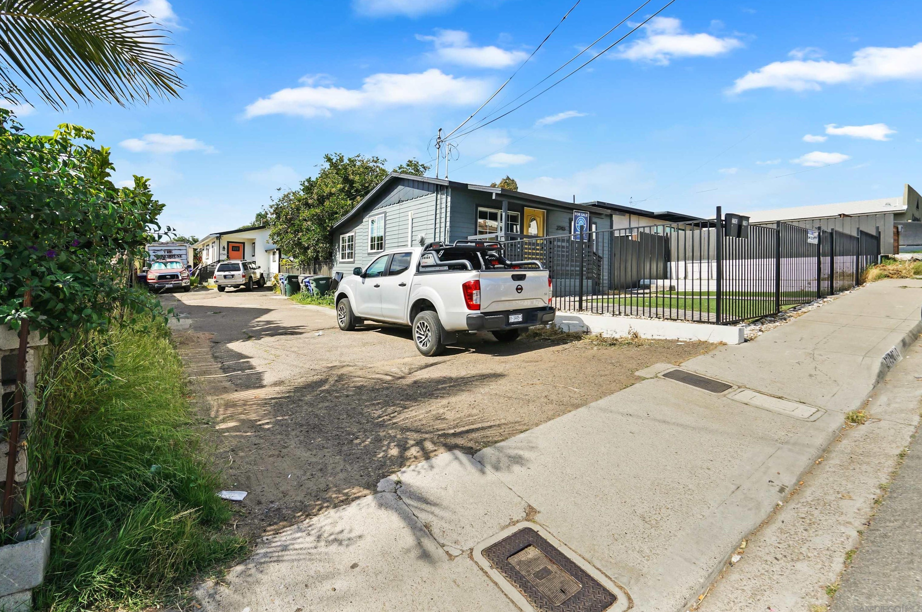 2743 Ridgeway Dr, National City CA  91950-7738 exterior