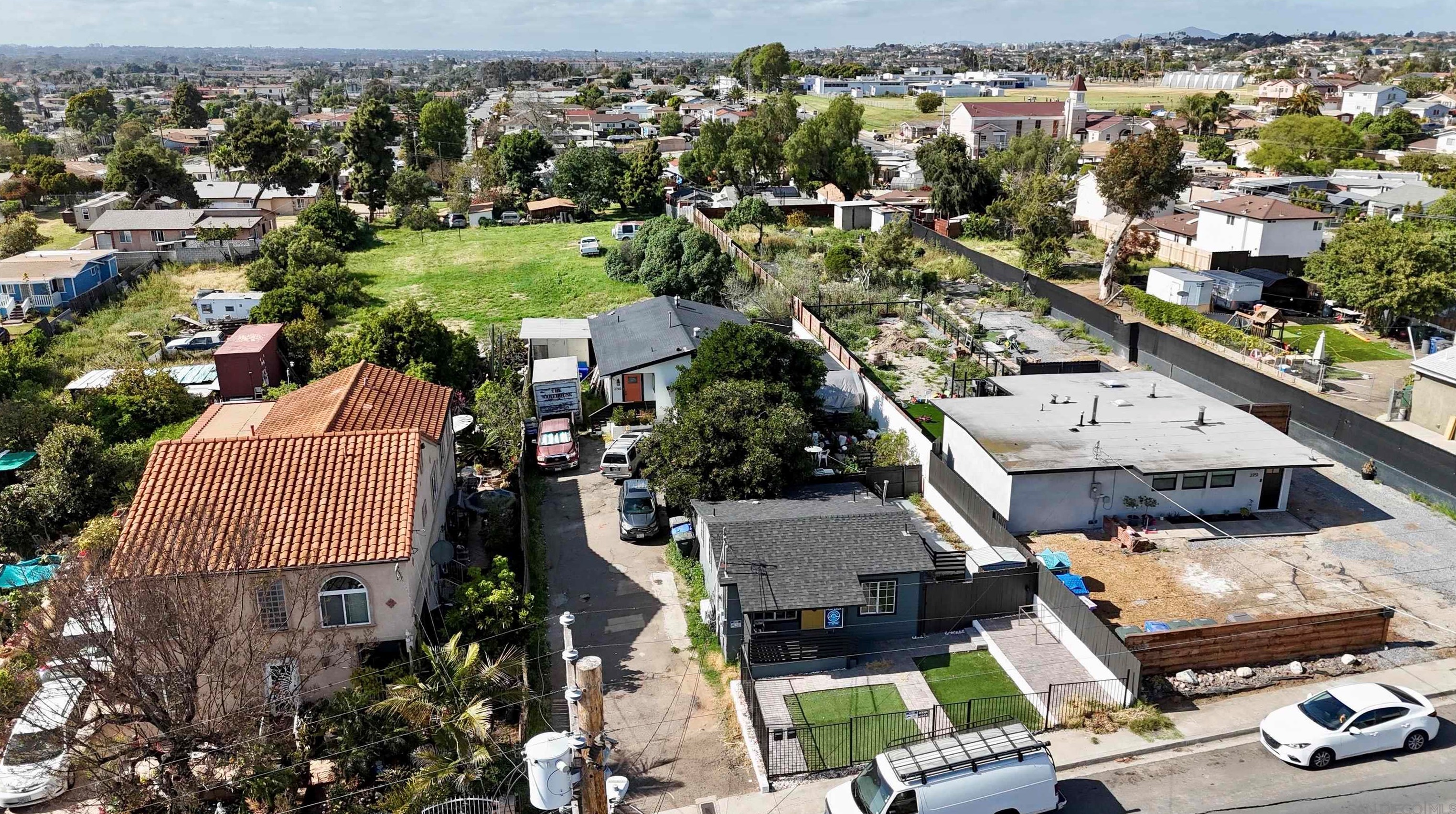 2743 Ridgeway Dr, National City CA  91950-7738 exterior