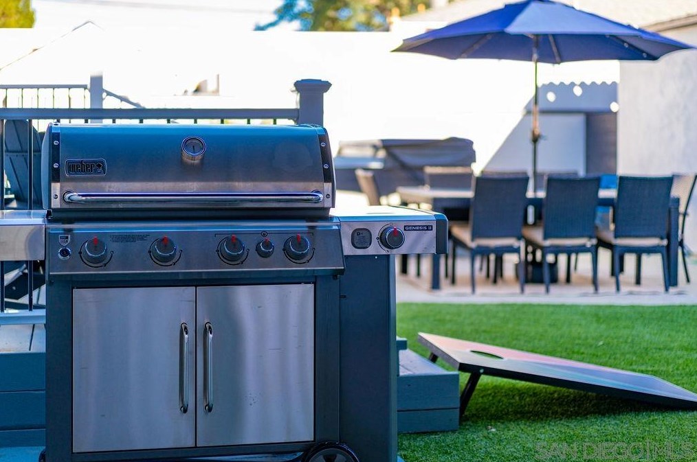 1671-75 Diamond St, San Diego CA exterior