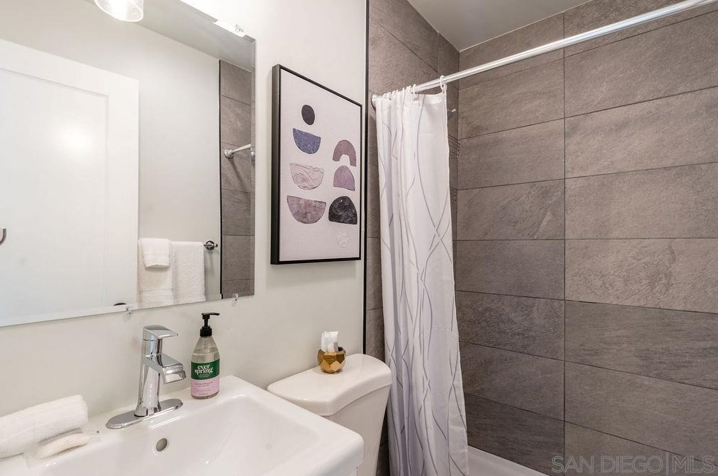 1671-75 Diamond St, San Diego CA exterior