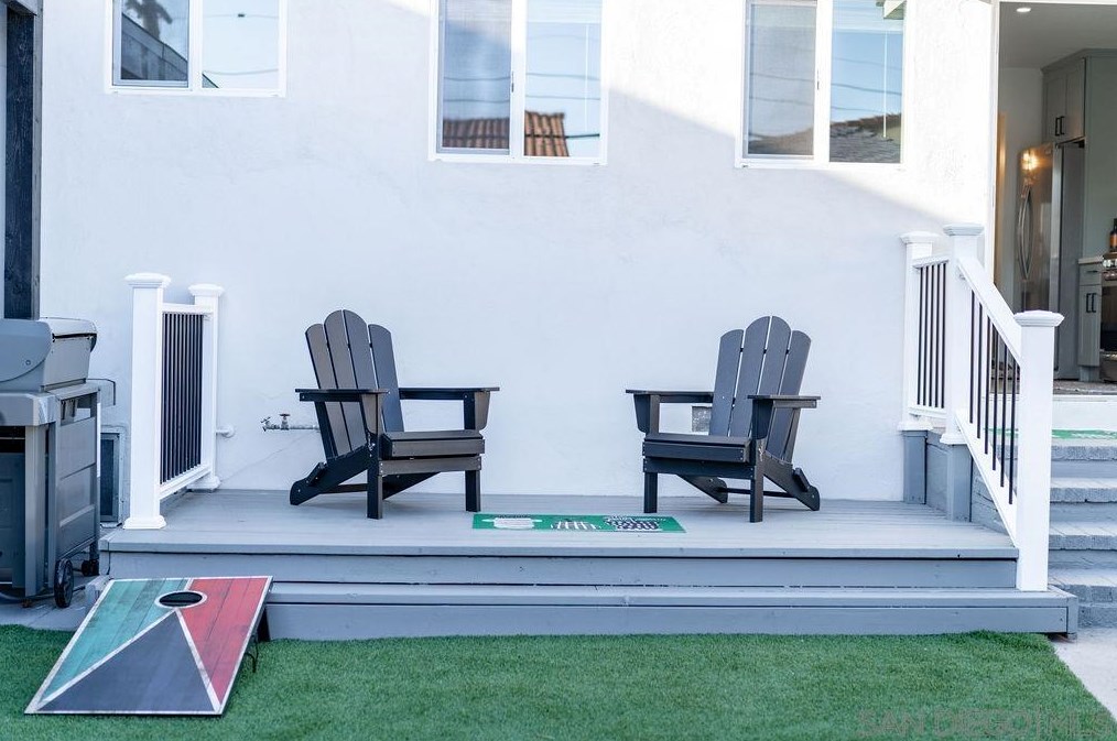 1671-75 Diamond St, San Diego CA exterior