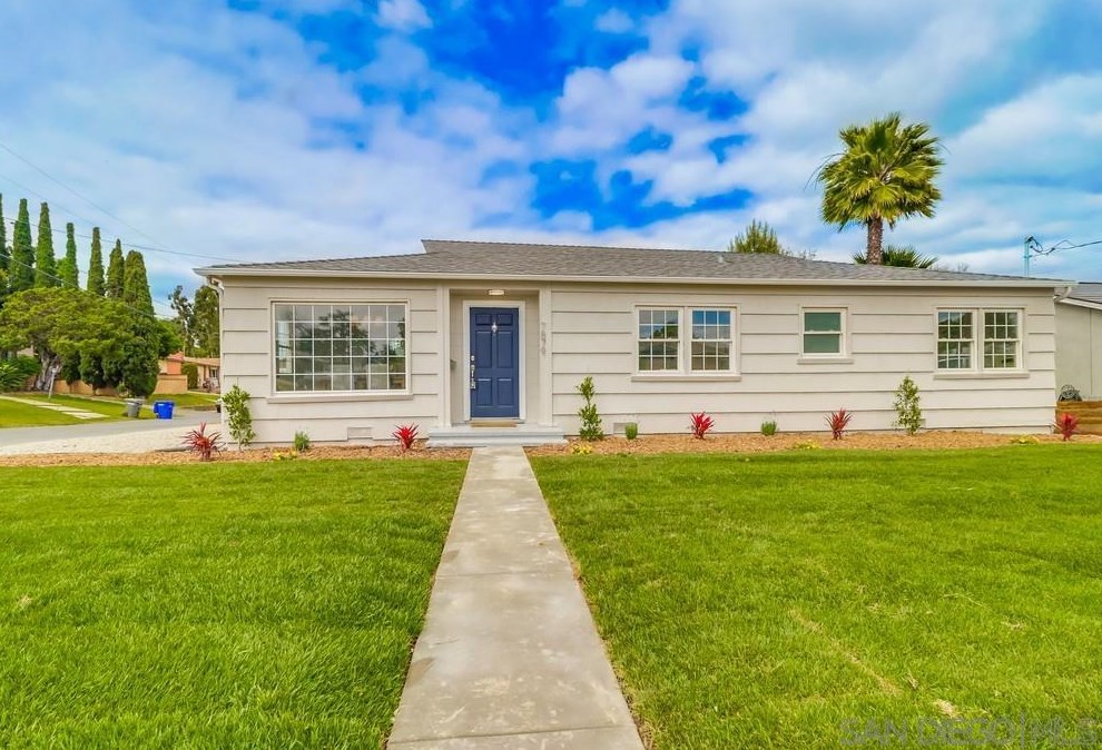 7978 Canton Dr, Lemon Grove, CA 91945