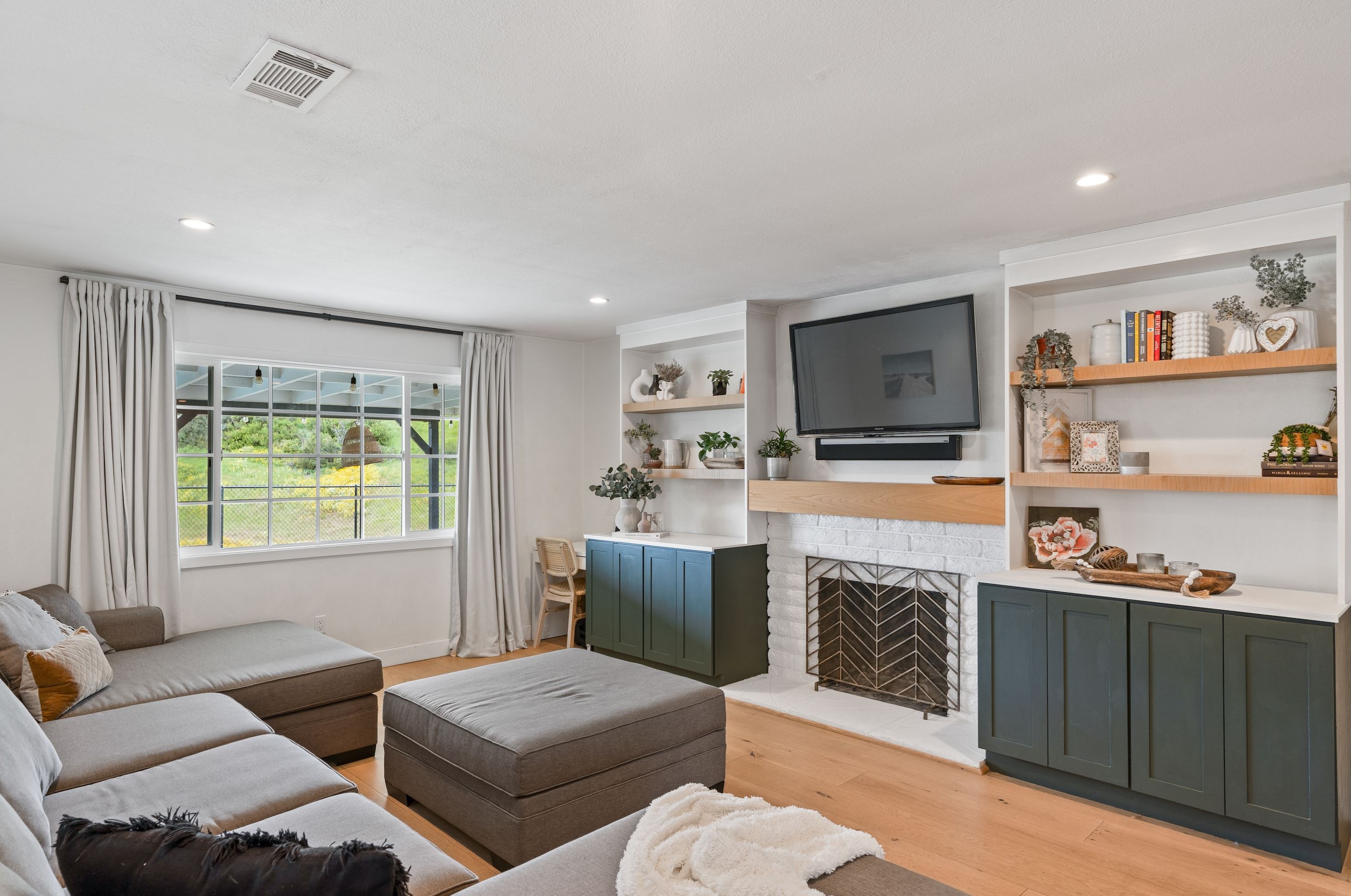 3887 Shenandoah Dr, Oceanside, CA 92056