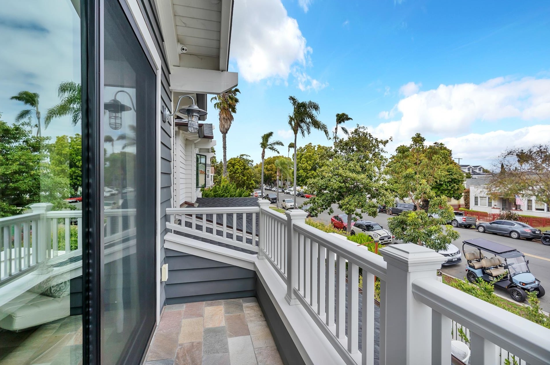 1119 9th St, San Diego CA 92118-2602 exterior