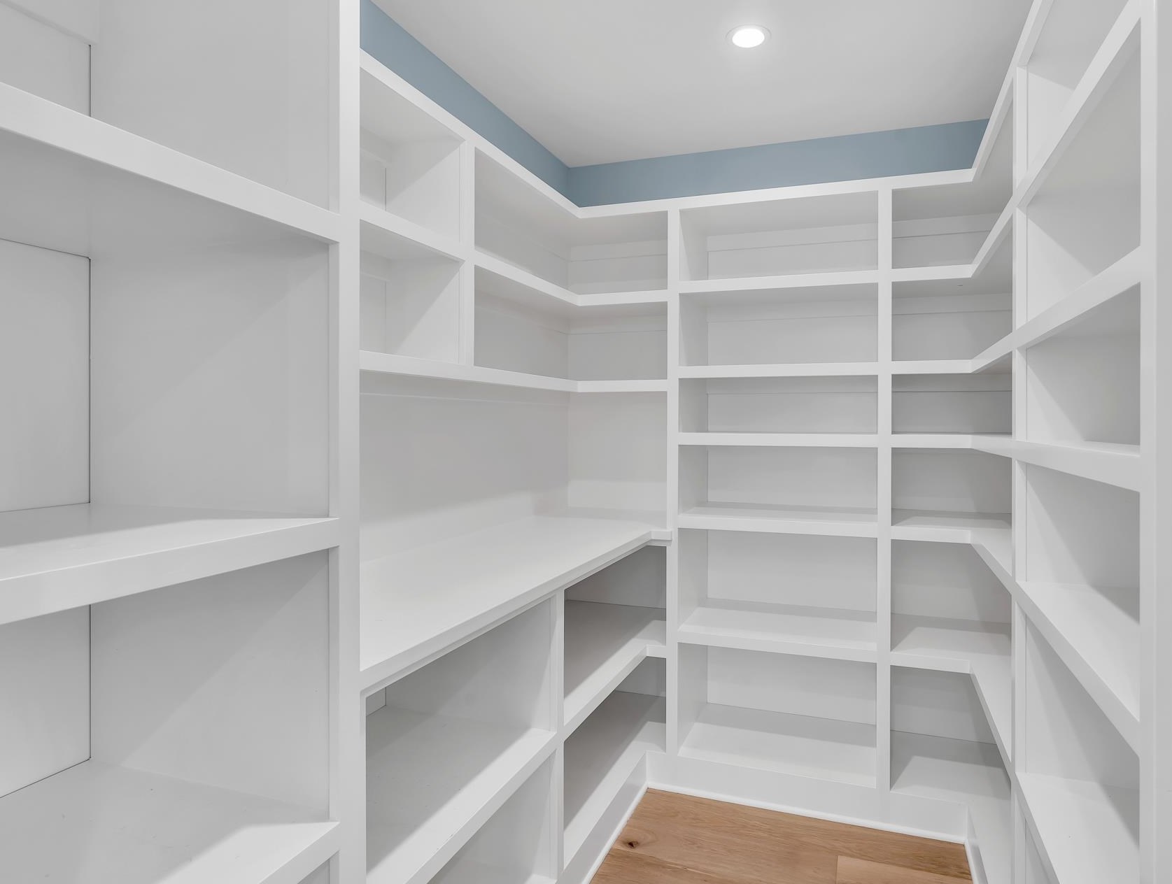 1119 9th St, San Diego CA 92118-2602 exterior