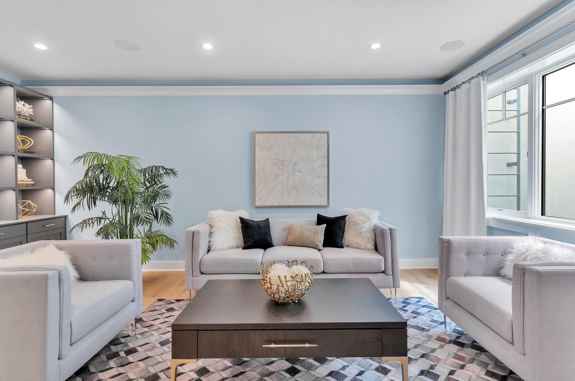 1119 9th St, San Diego CA 92118-2602 exterior