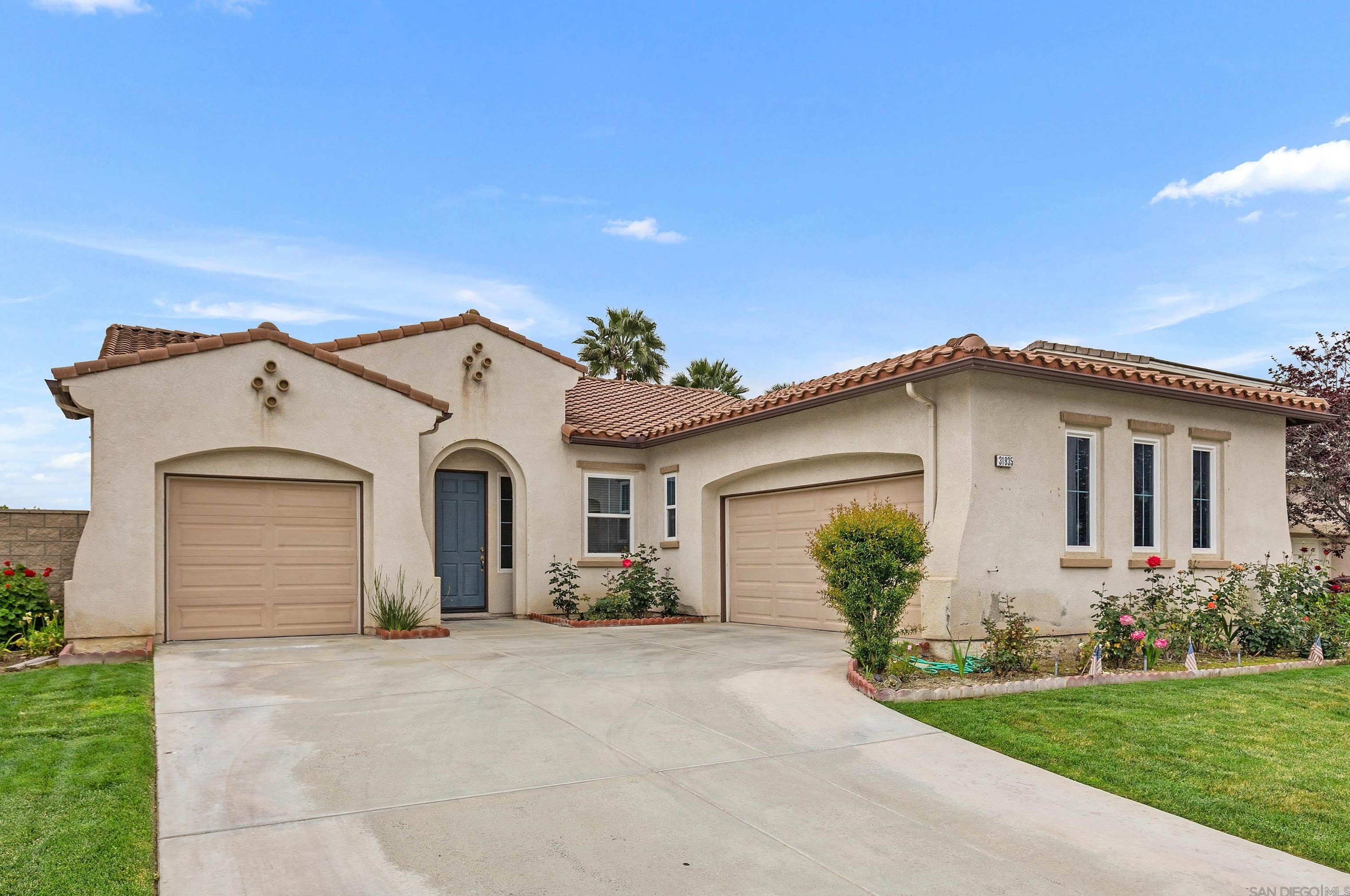 31935 Pepper Tree St, Winchester, CA 92596