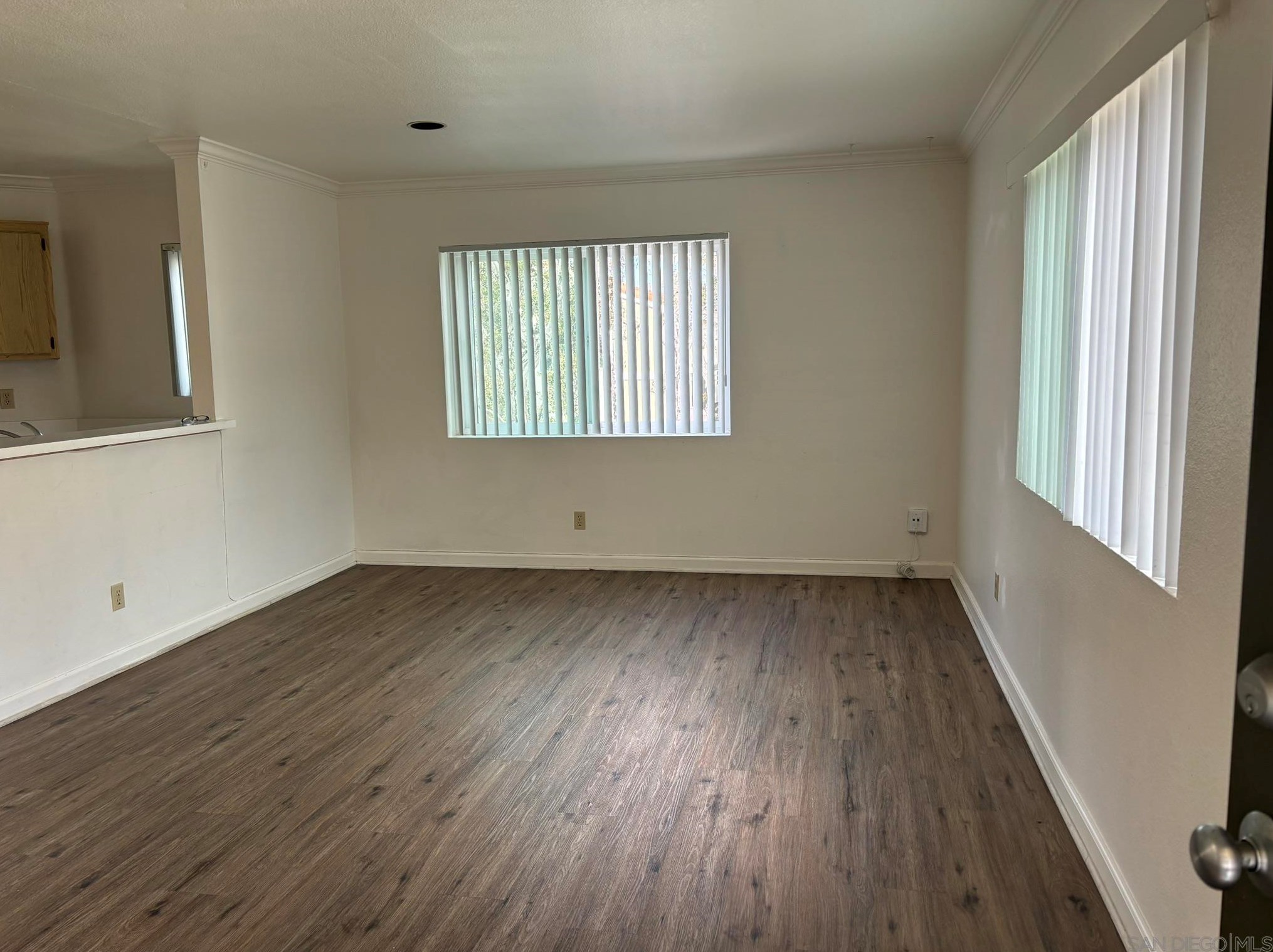 7565 Charmant Dr 504, San Diego, CA 92122