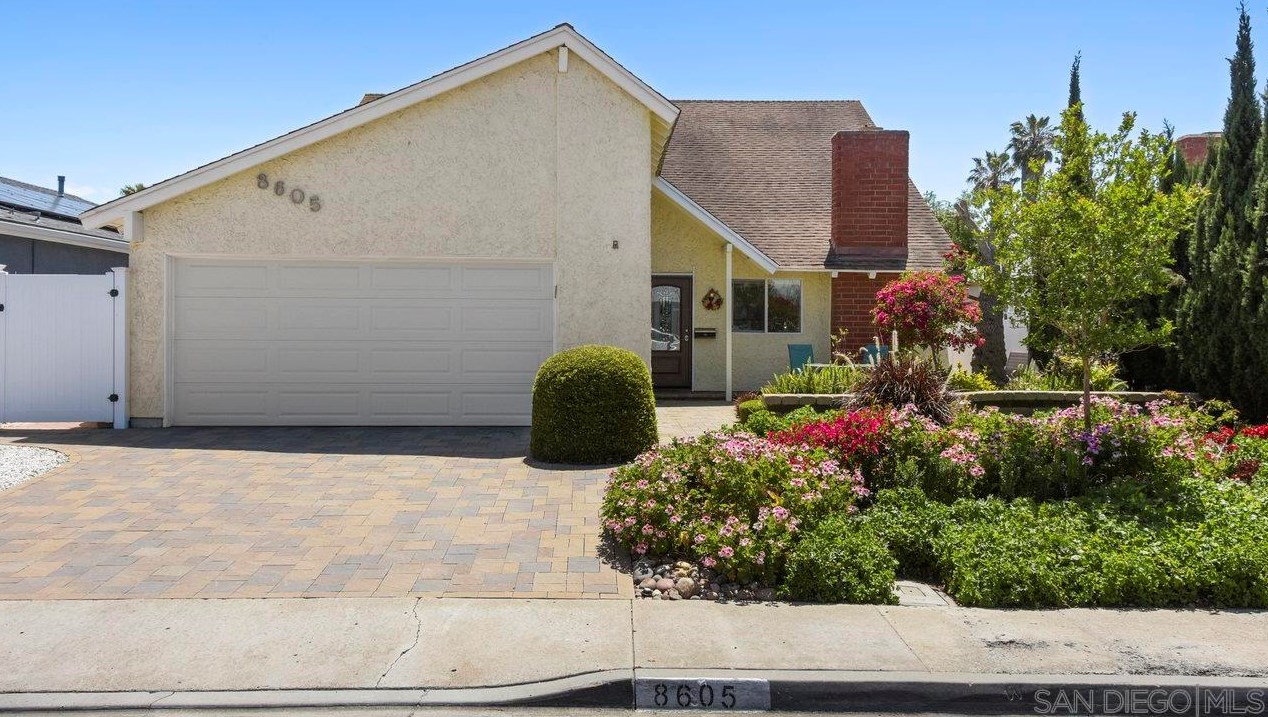 8605 Lynx Rd, San Diego, CA 92126