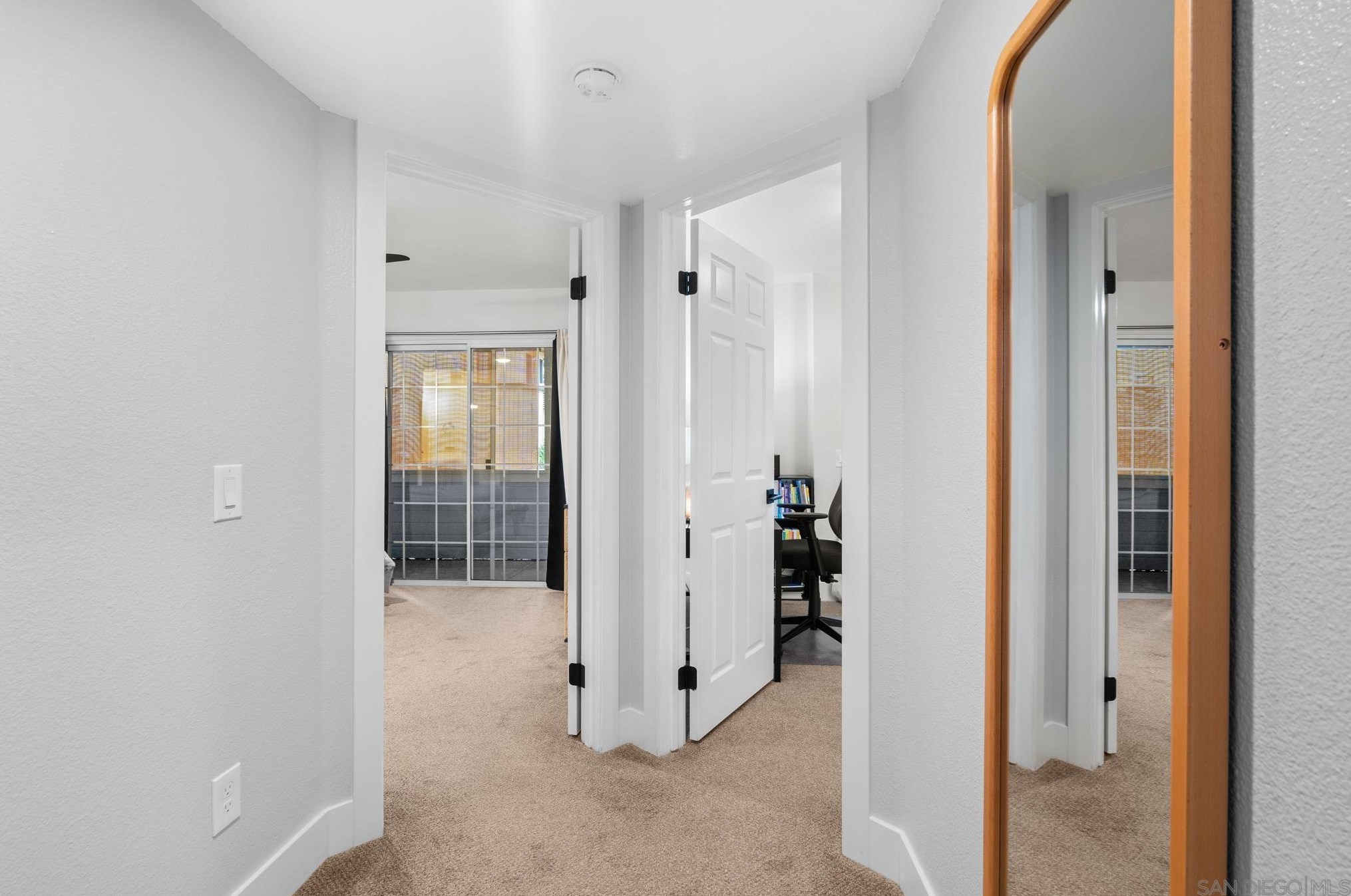 2058 Costa Vista Way, Oceanside CA  92054-6259 exterior