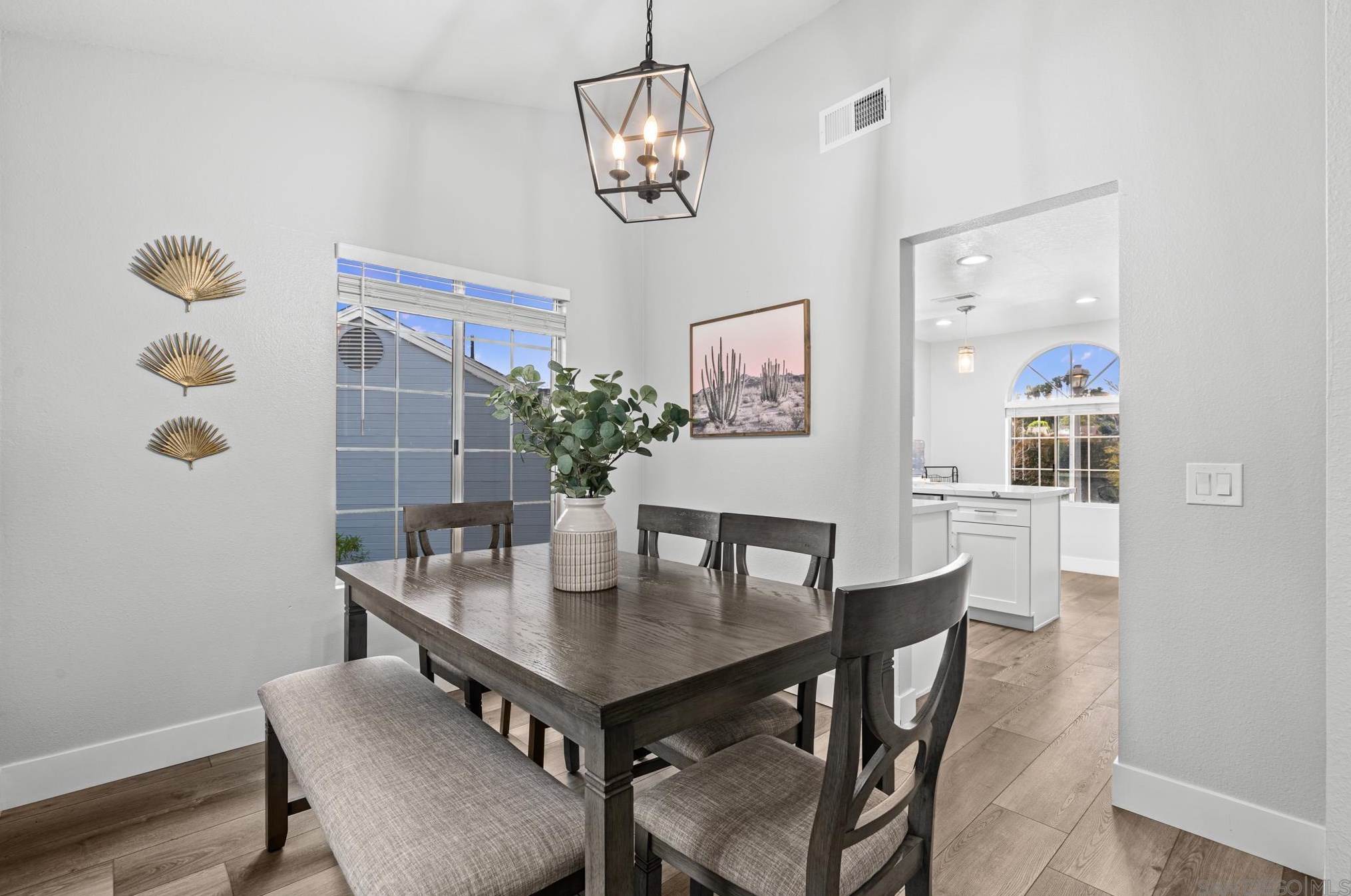 2058 Costa Vista Way, Oceanside CA  92054-6259 exterior