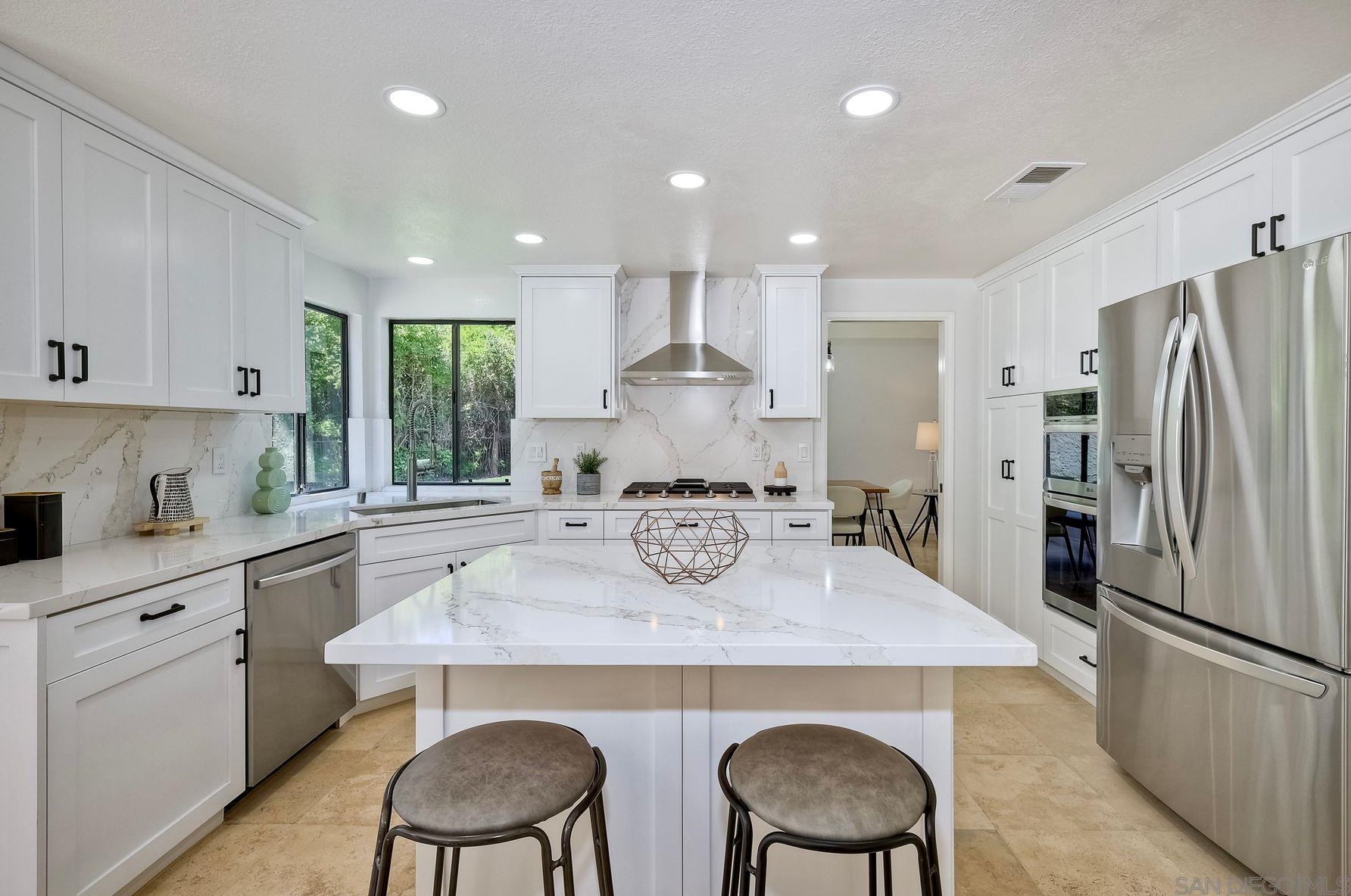 11931 Avenida Consentido, San Diego CA  92128-3244 exterior