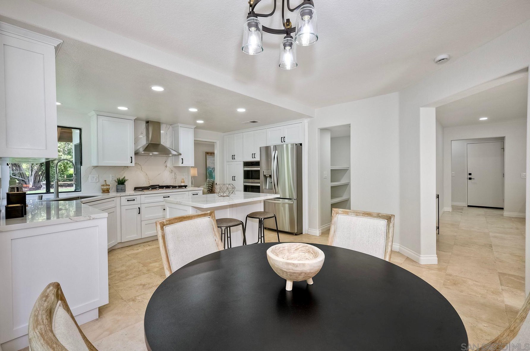 11931 Avenida Consentido, San Diego CA  92128-3244 exterior