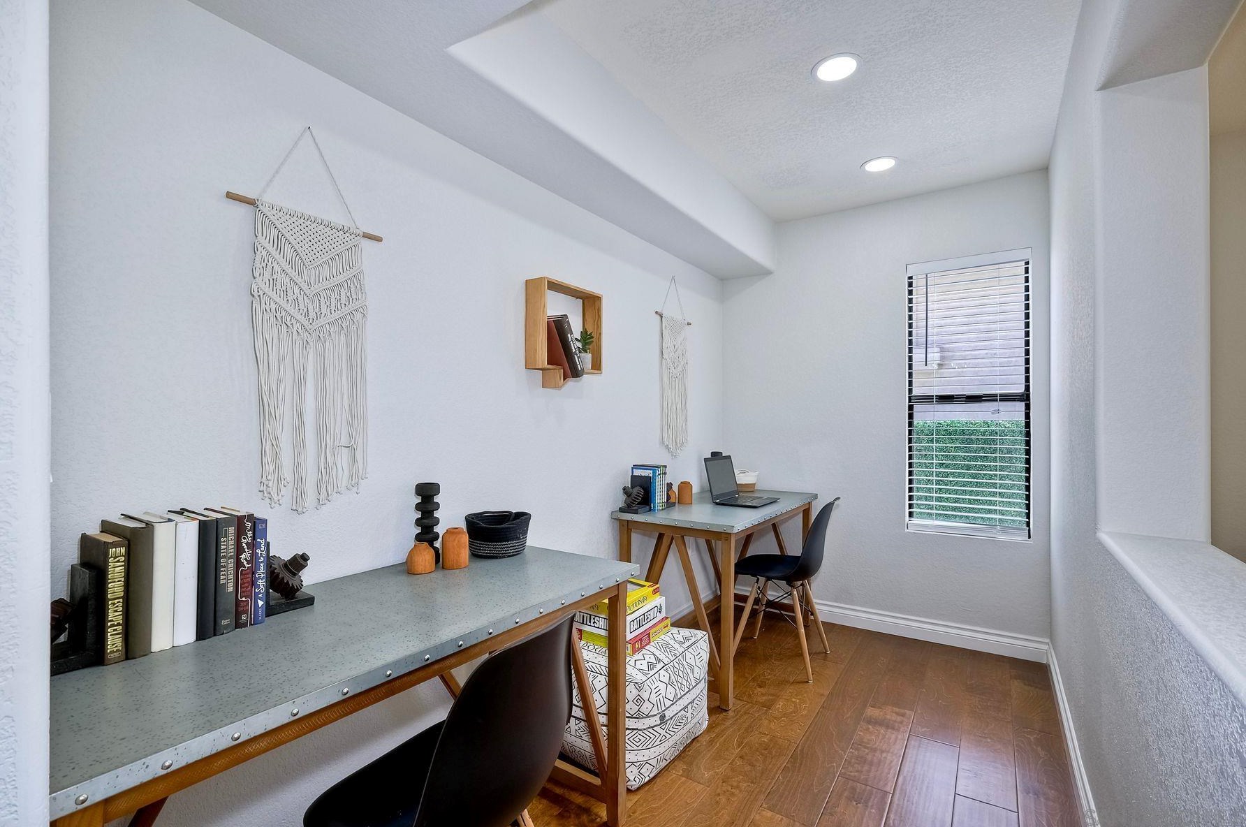 11931 Avenida Consentido, San Diego CA  92128-3244 exterior