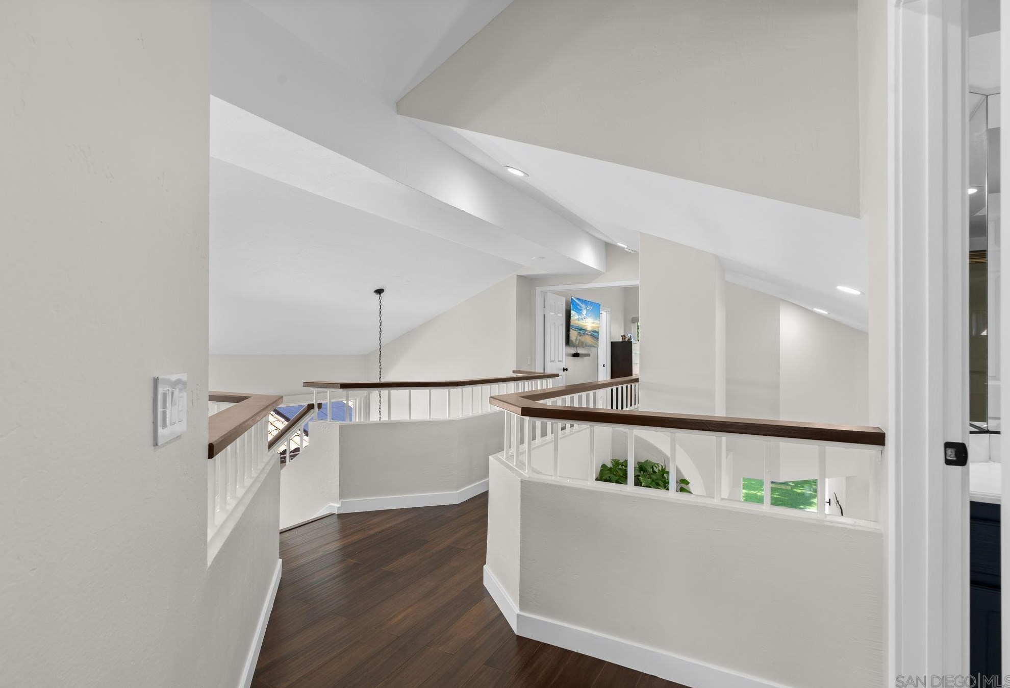 16345 Avenida Nobleza, San Diego CA  92128-3211 exterior