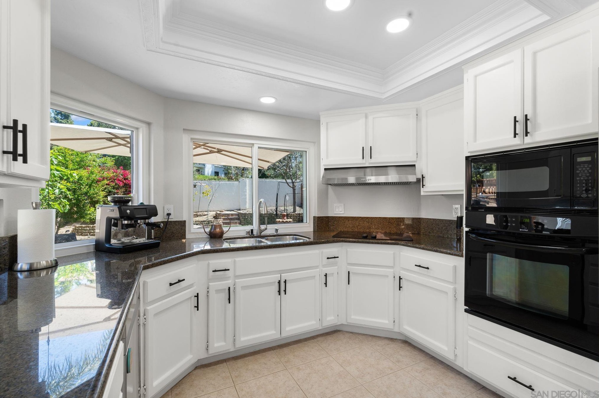 16345 Avenida Nobleza, San Diego CA  92128-3211 exterior