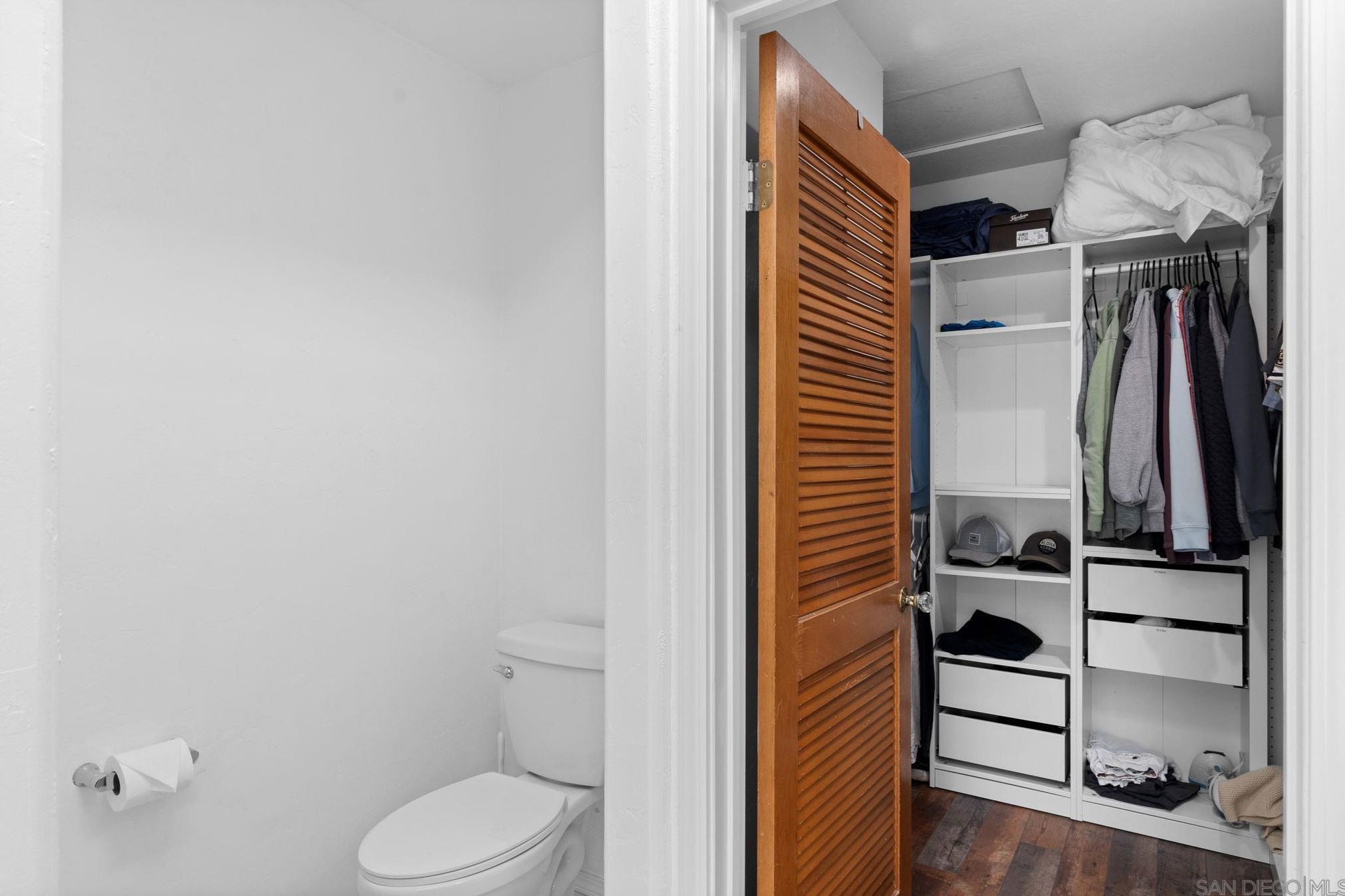 16345 Avenida Nobleza, San Diego CA  92128-3211 exterior