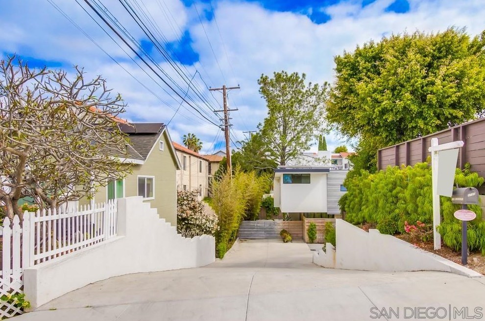 3720 Mississippi St, San Diego, CA 92104-3316