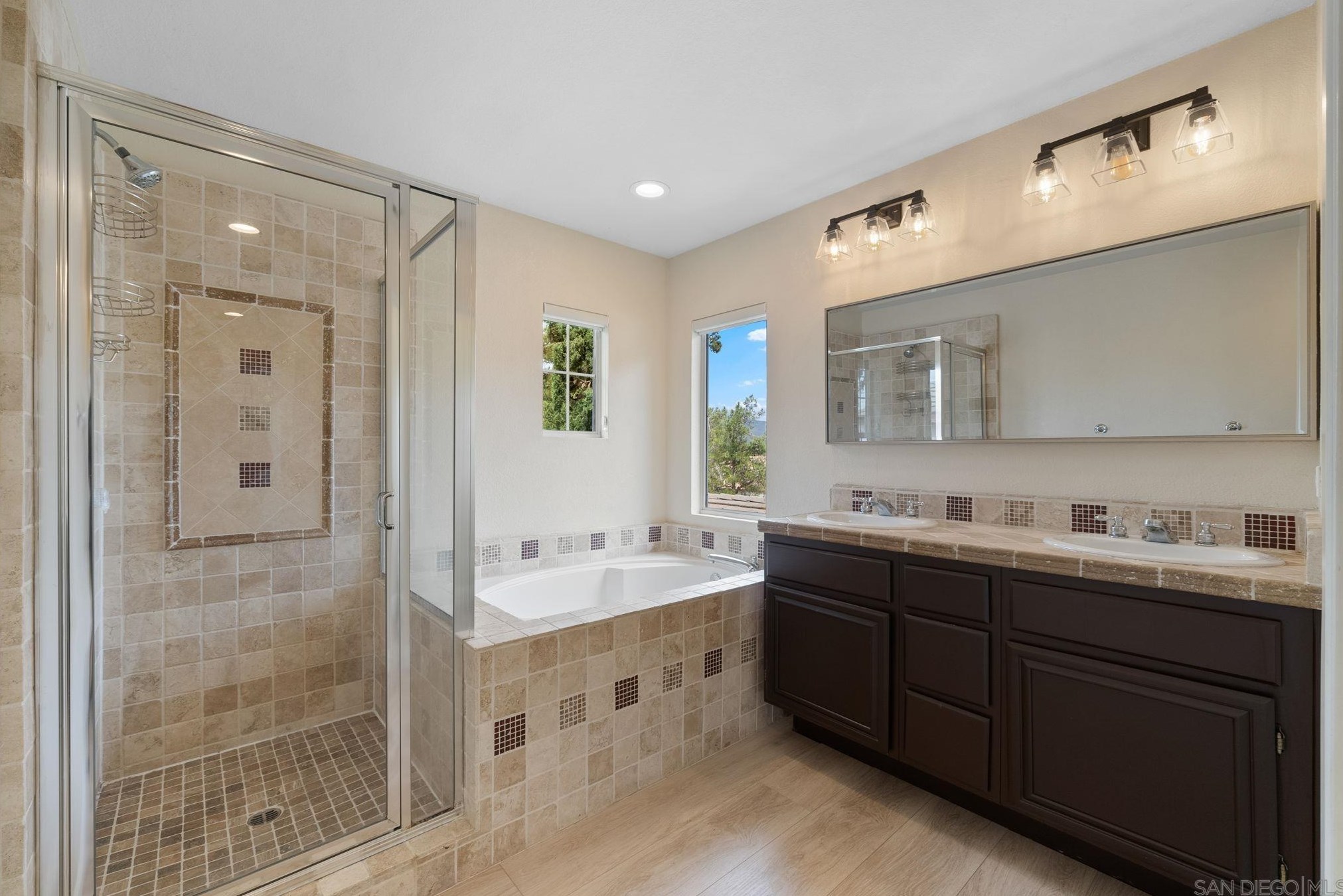 2550 Noble Canyon Rd, Chula Vista CA  91915-1517 exterior