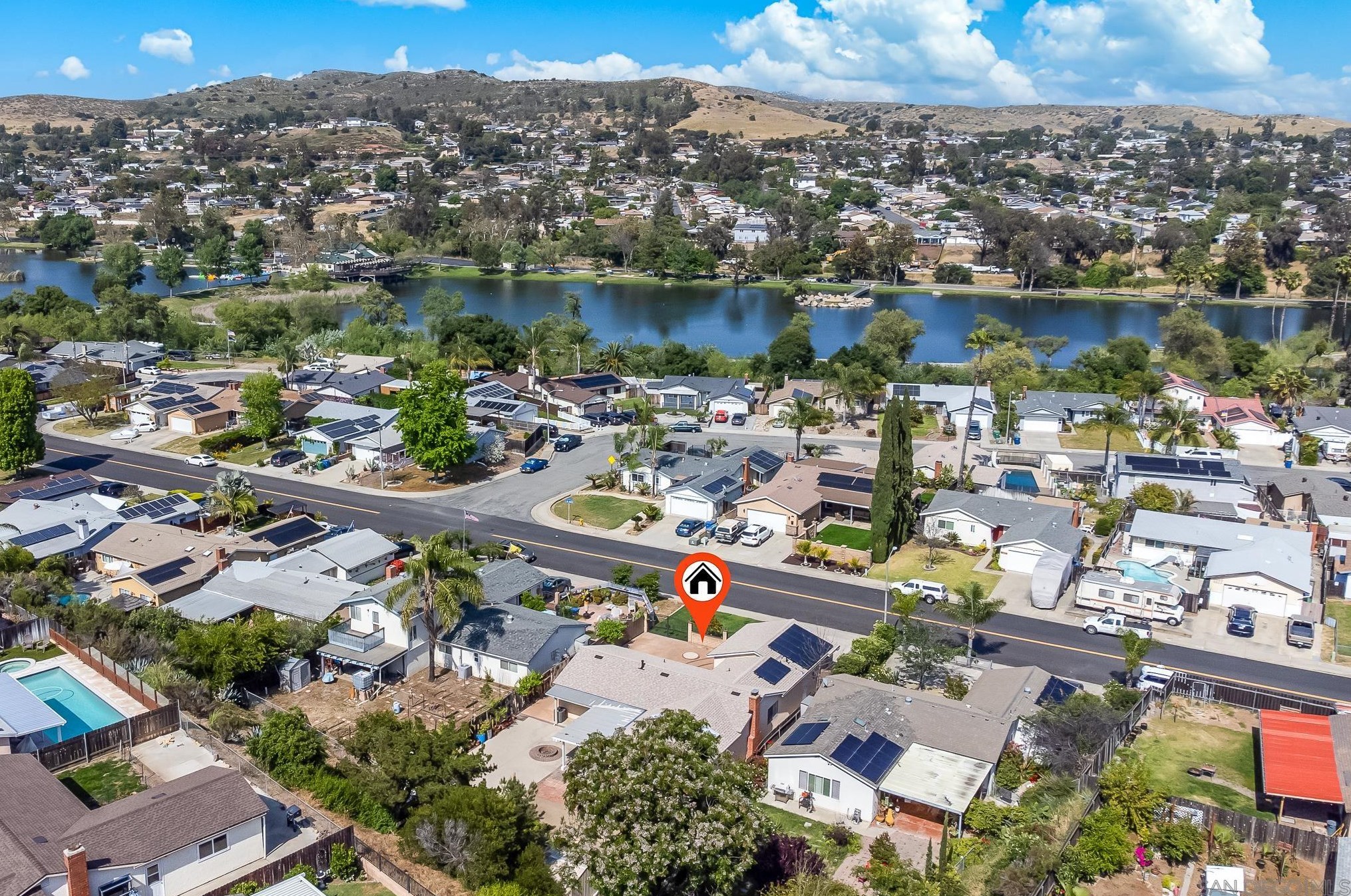 9828 Pebble Beach Dr, Santee, CA 92071