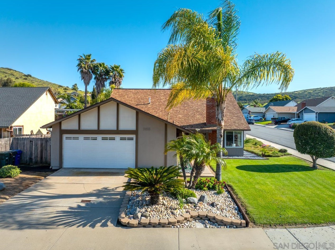 14555 Glenville, Poway, CA 92064