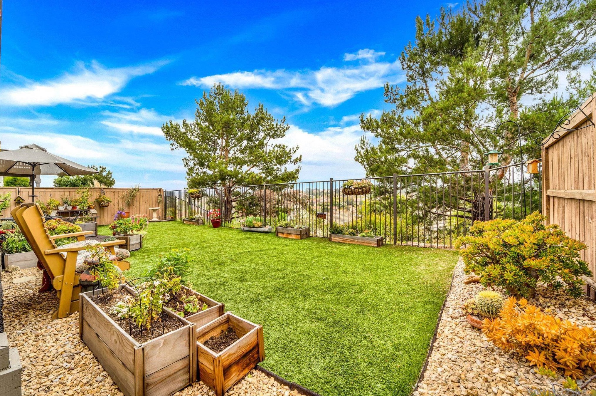 1288 Long View Dr, Chula Vista CA  91915-1661 exterior