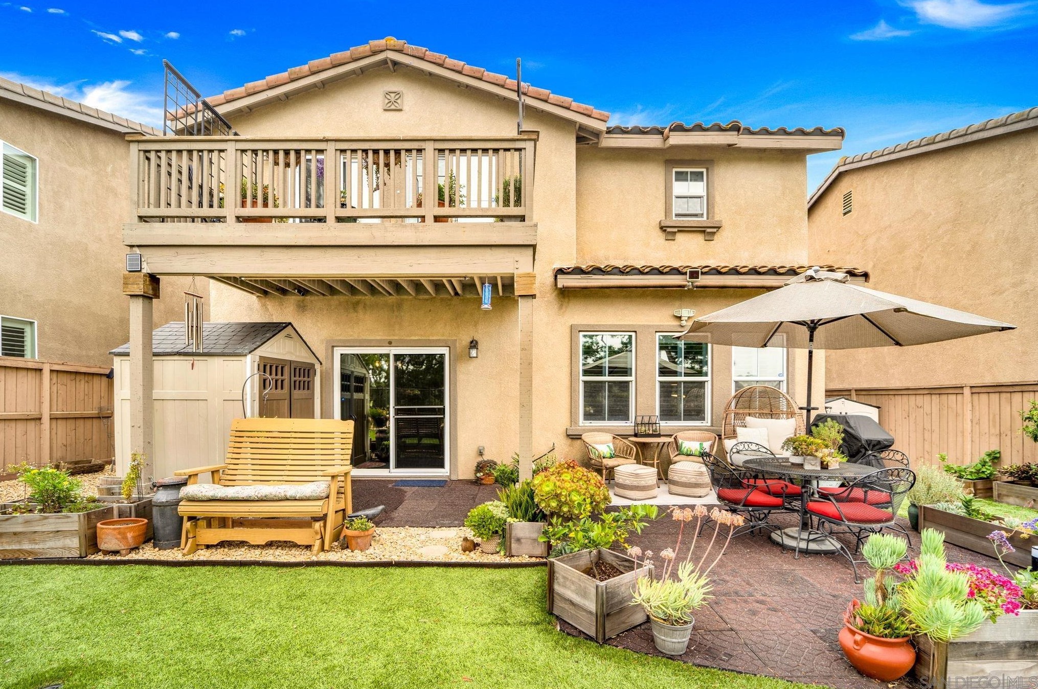 1288 Long View Dr, Chula Vista CA  91915-1661 exterior