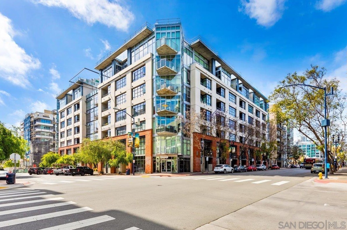 1050 Island Ave 718, San Diego, CA 92101