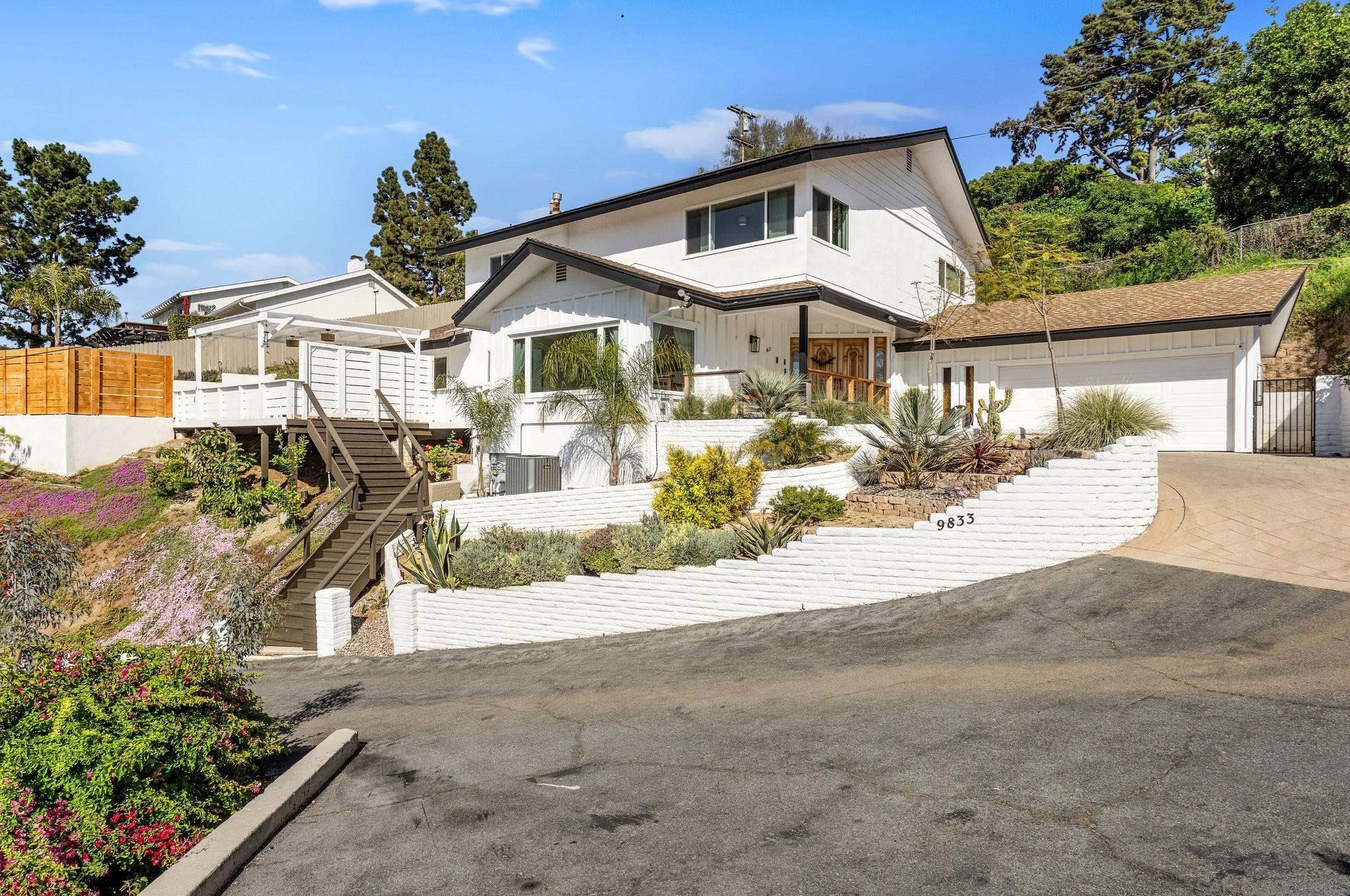 9833 Edgar Pl, La Mesa, CA 91941