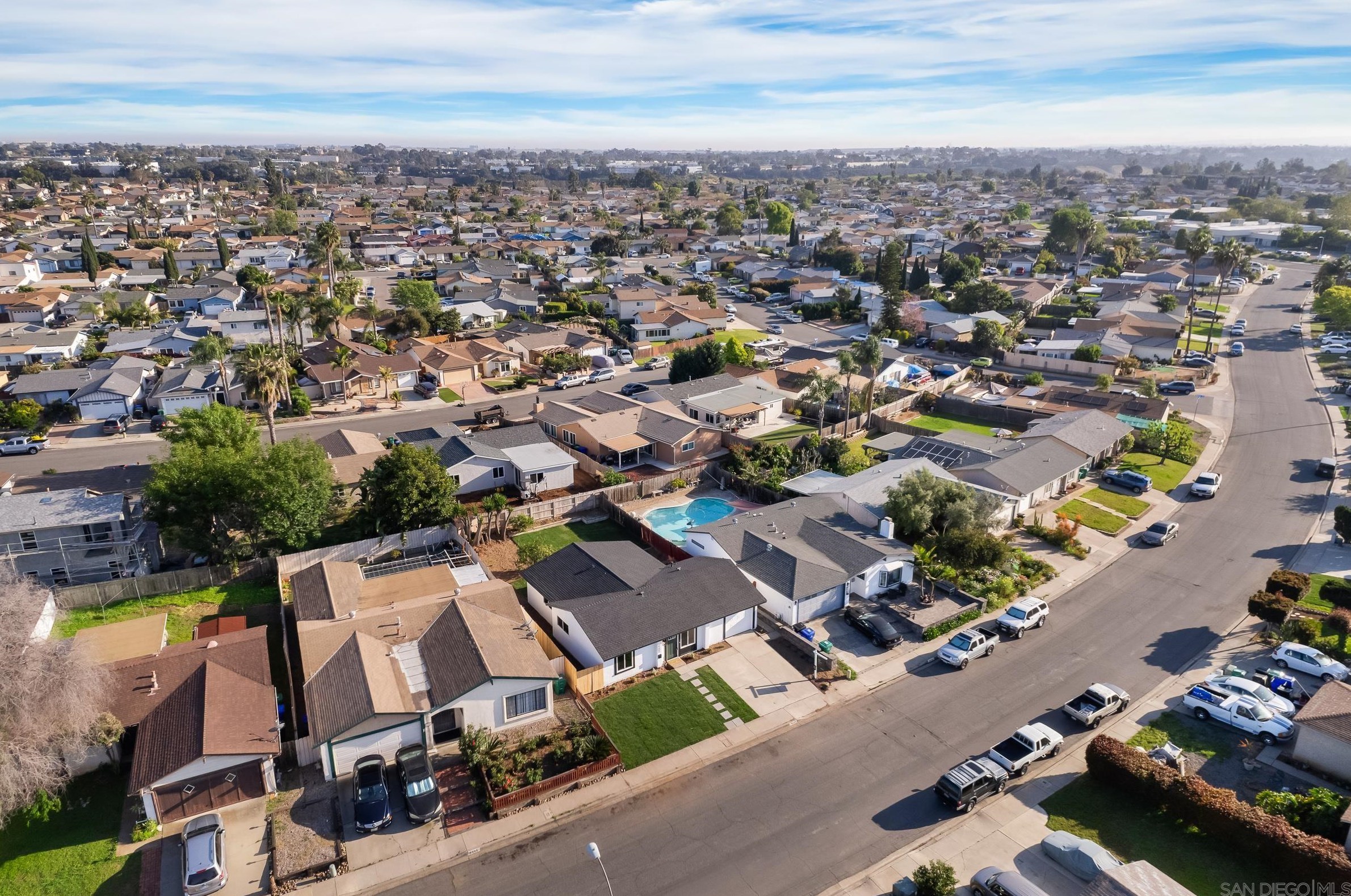 8685 Hebrides Dr, San Diego CA 92126-3314 exterior