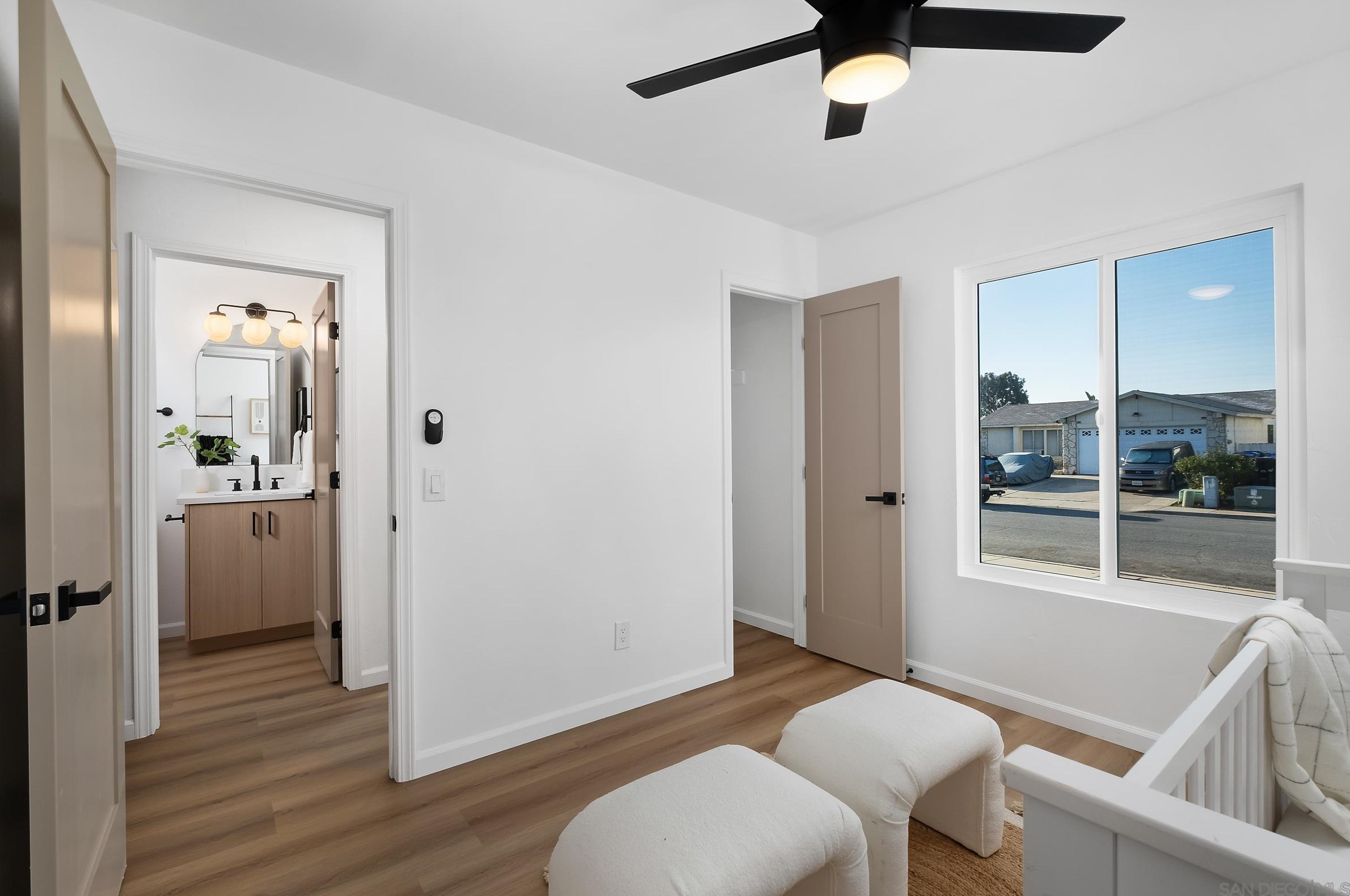 8685 Hebrides Dr, San Diego CA 92126-3314 exterior