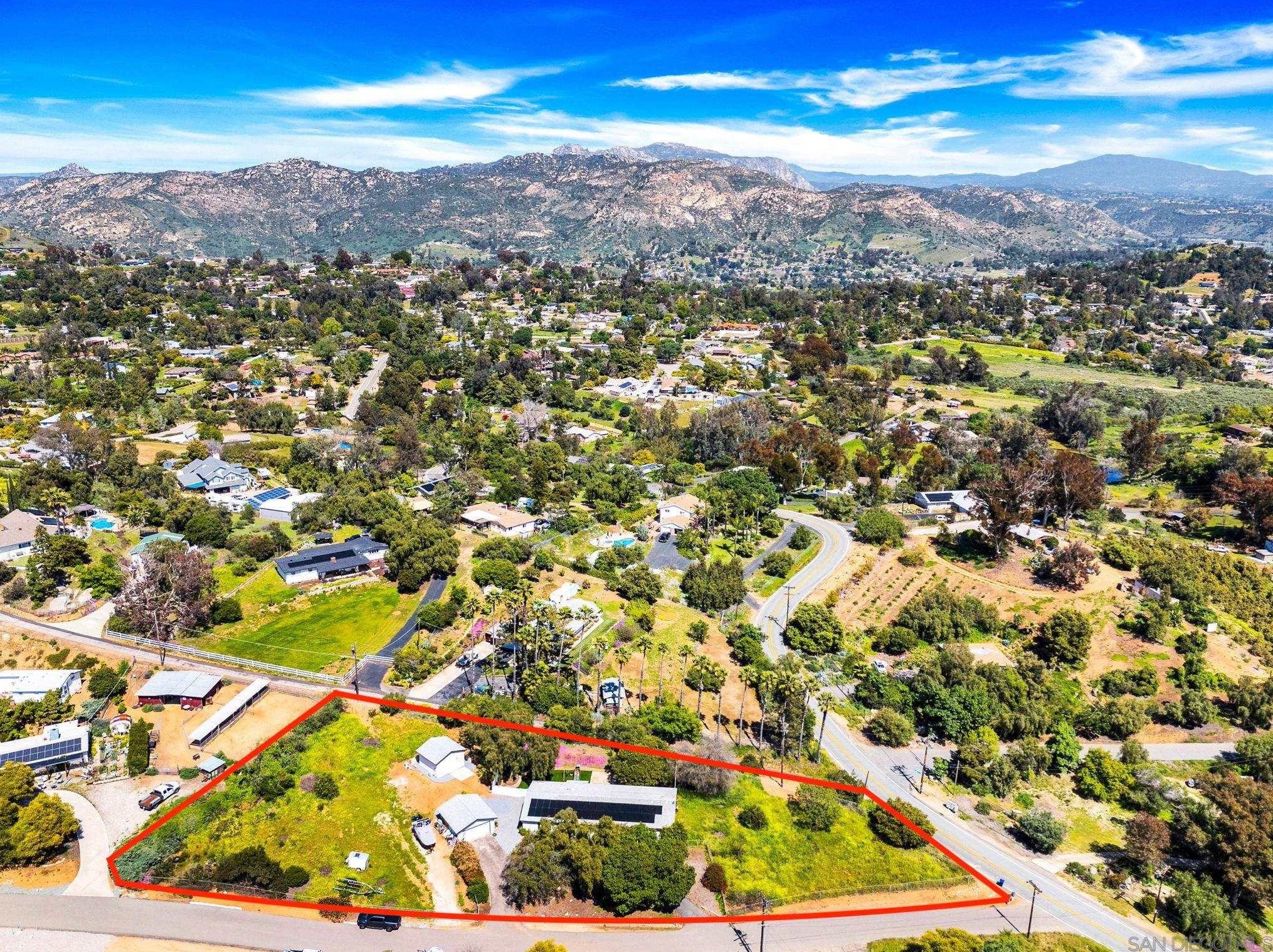 11416 Eucalyptus Hills Dr, Lakeside, CA 92040